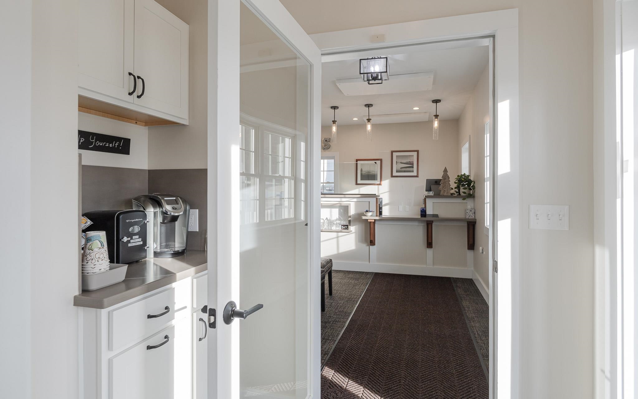 60 Dearborn Circle Property Photo 8