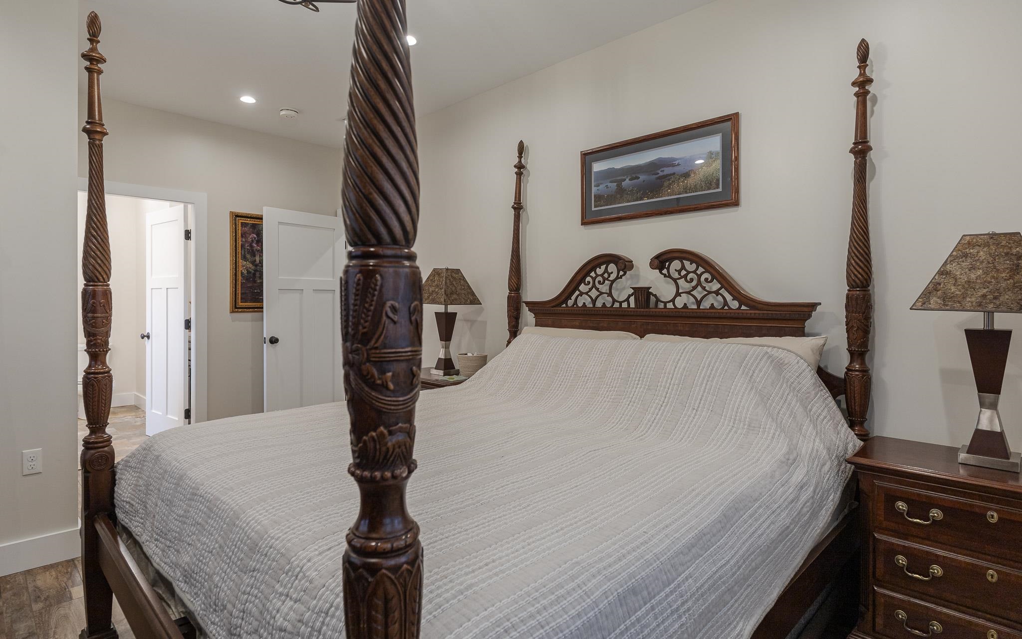 60 Dearborn Circle Property Photo 33