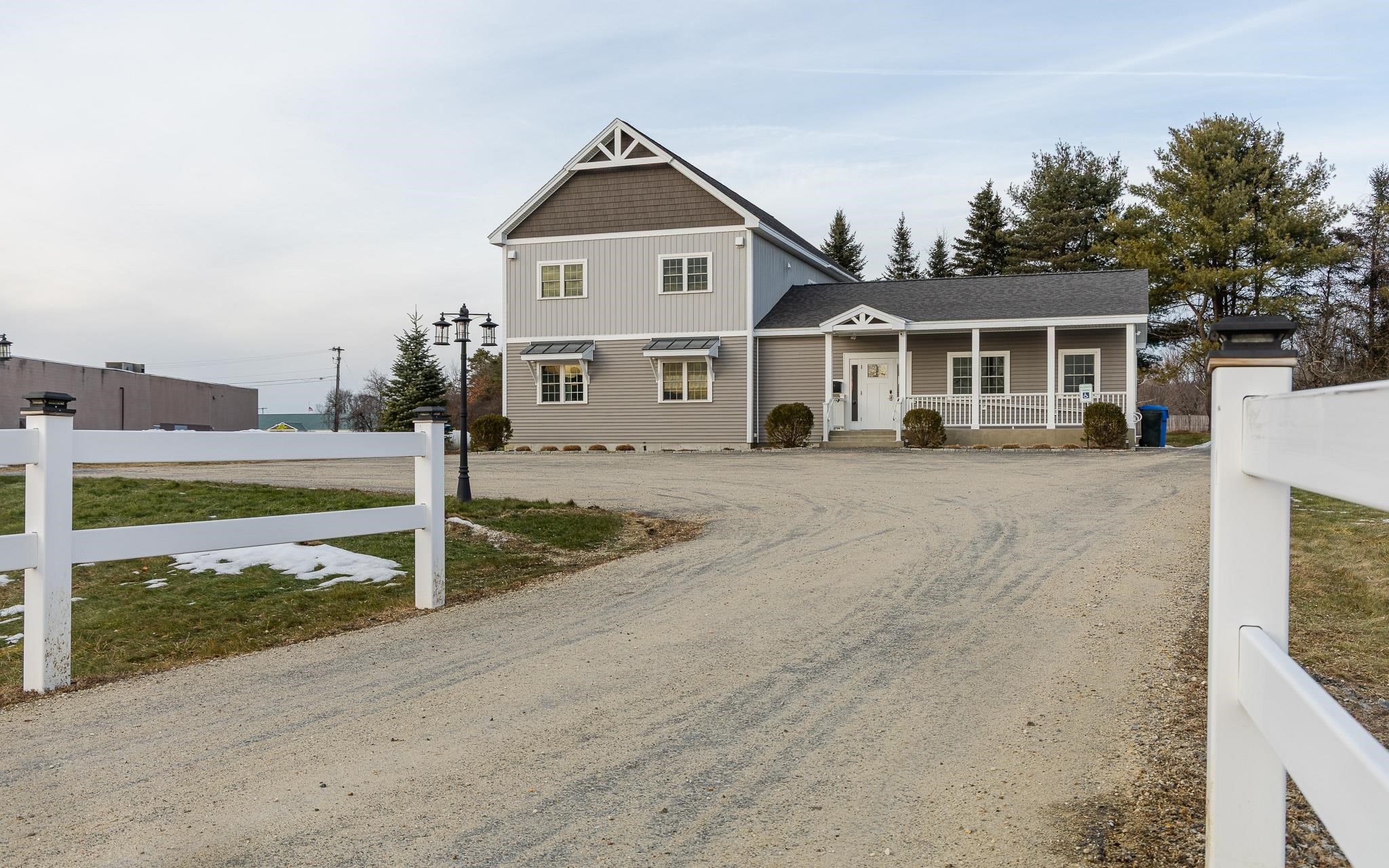 60 Dearborn Circle Property Photo 40