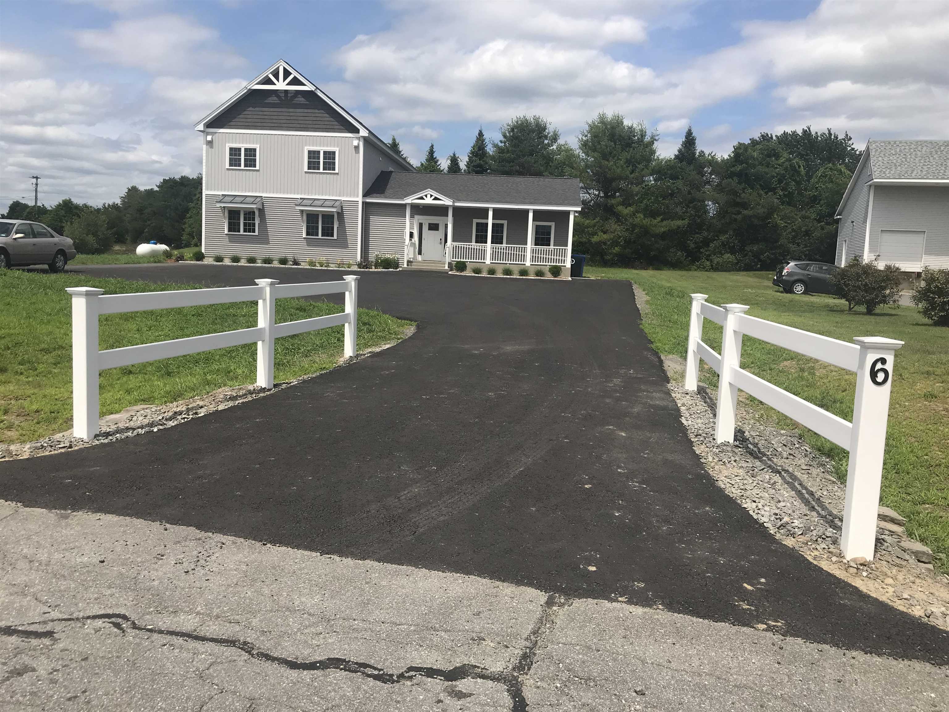 60 Dearborn Circle Property Photo 41