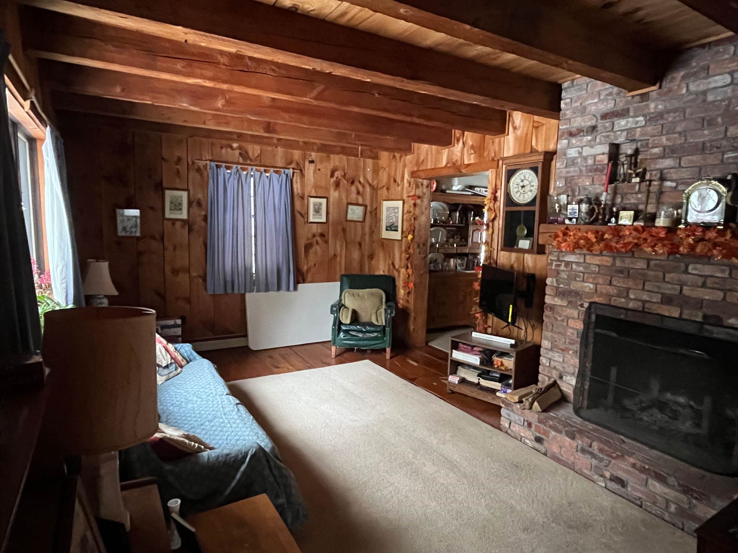 846 Weeks Hill Road Property Photo 10
