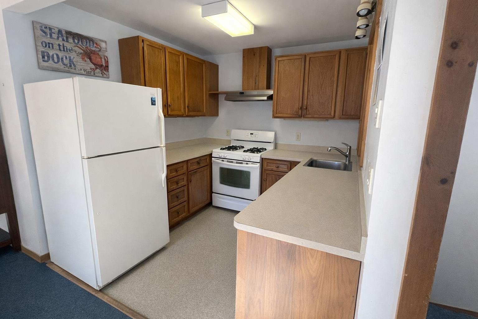 846 Weeks Hill Road Property Photo 42