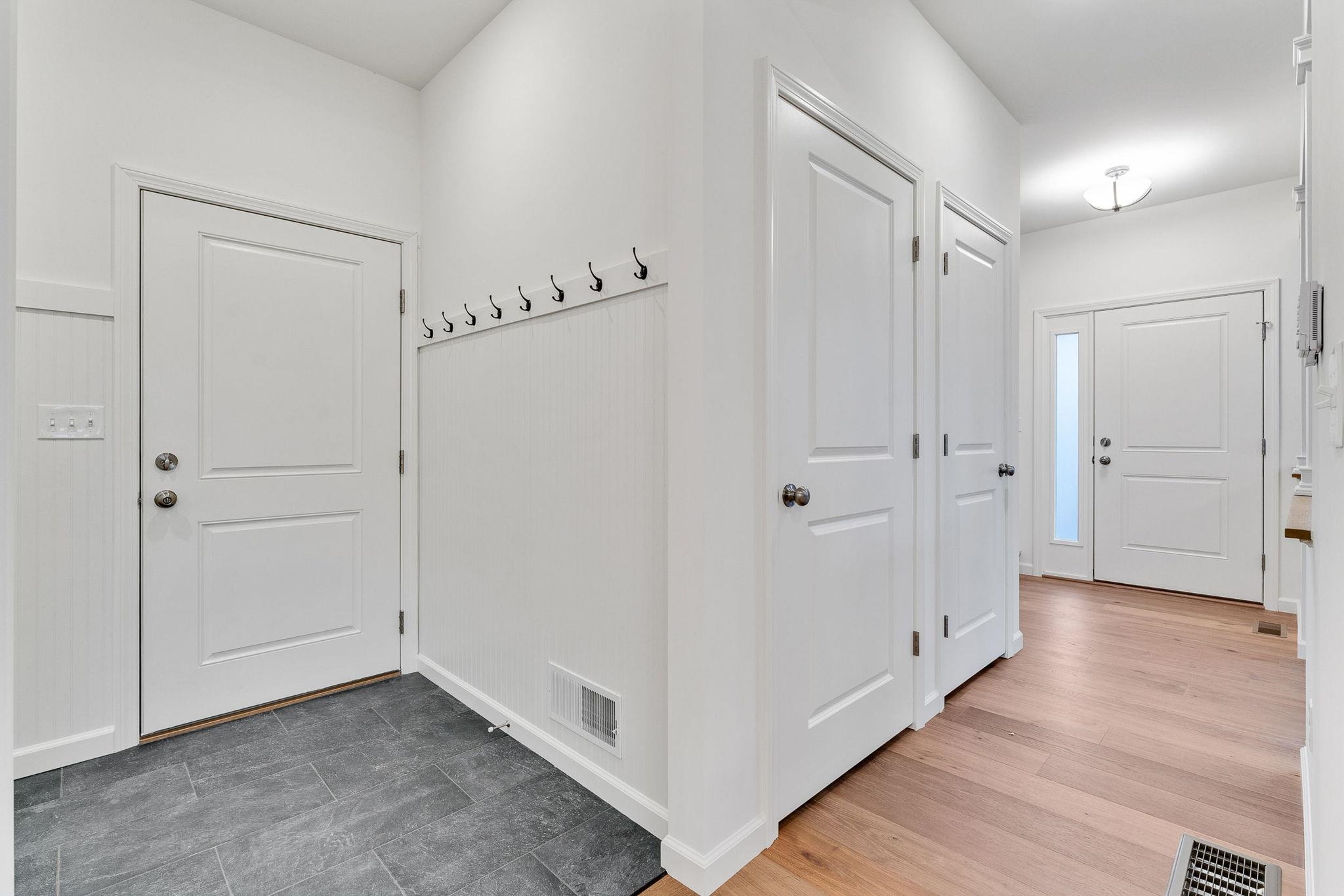 10 Dogwood Circle Property Photo 18