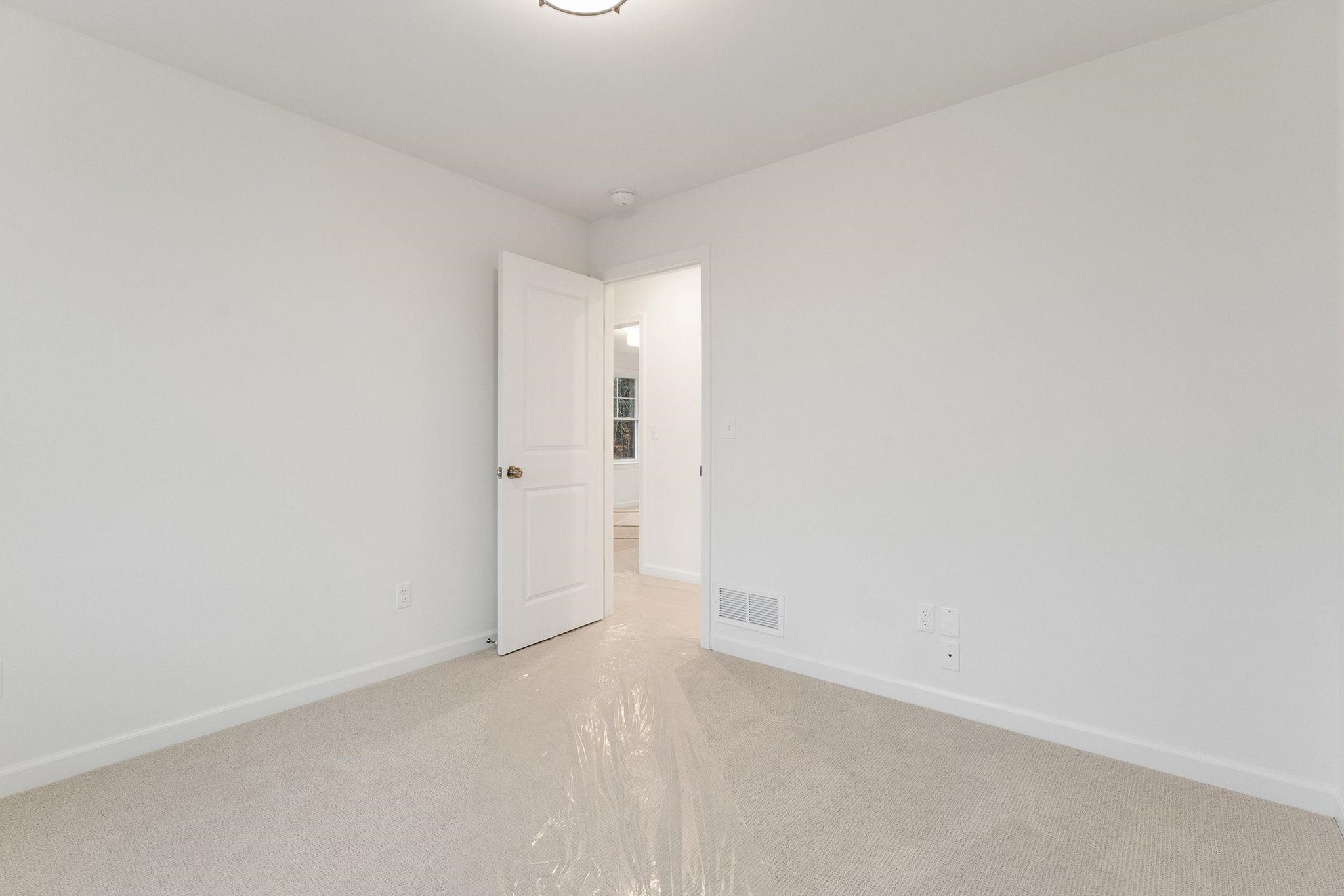 10 Dogwood Circle Property Photo 27