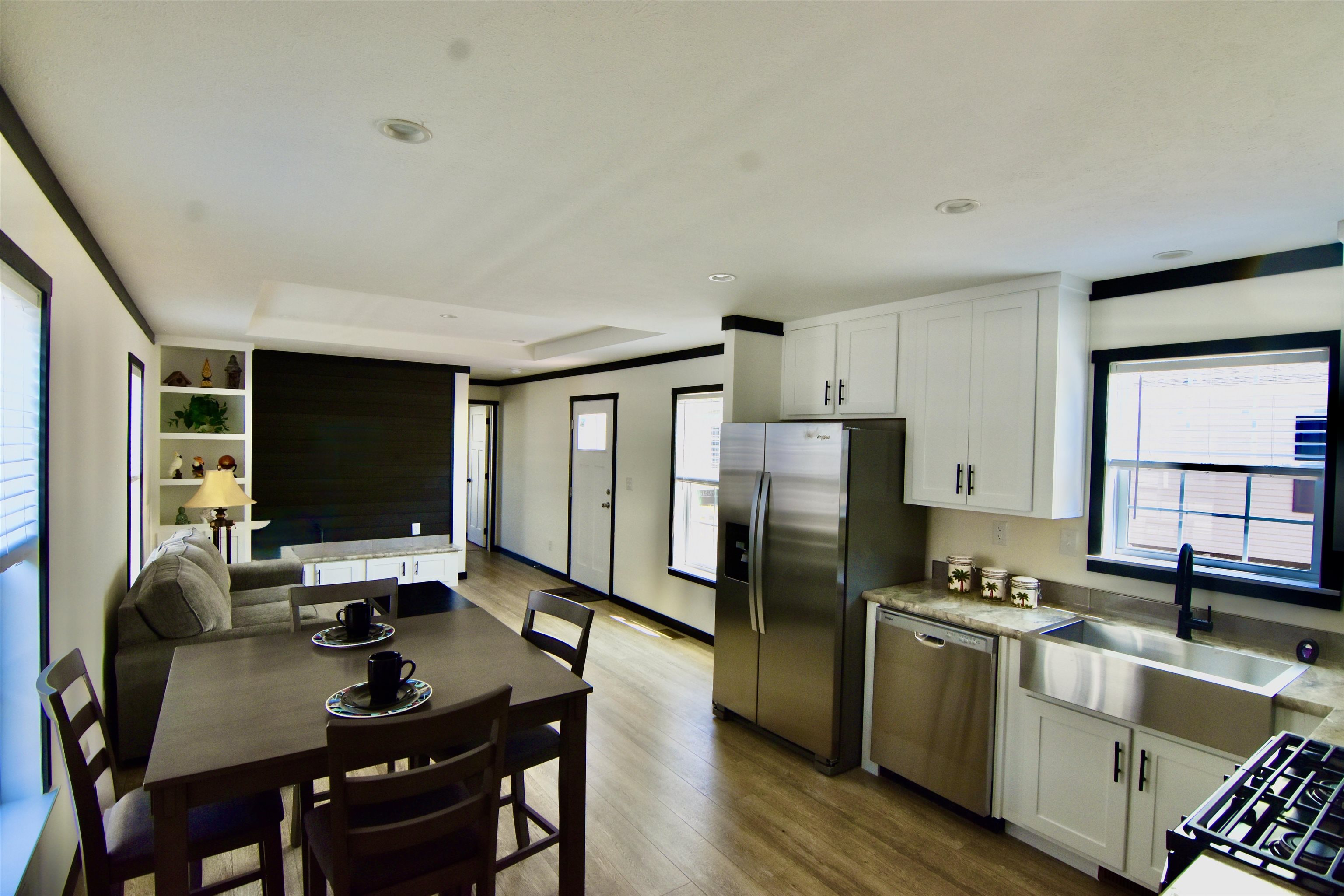 695 Dartmouth College Highway Property Photo 6