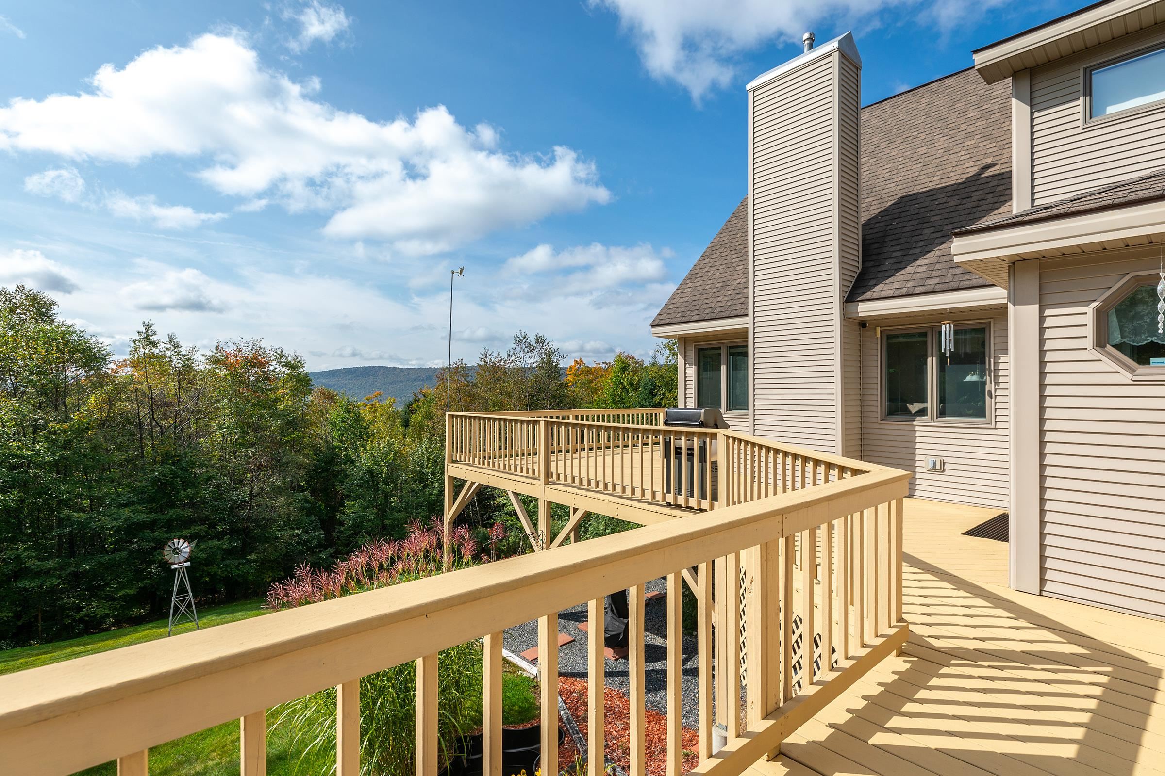 201 Spruce Drive Property Photo 1