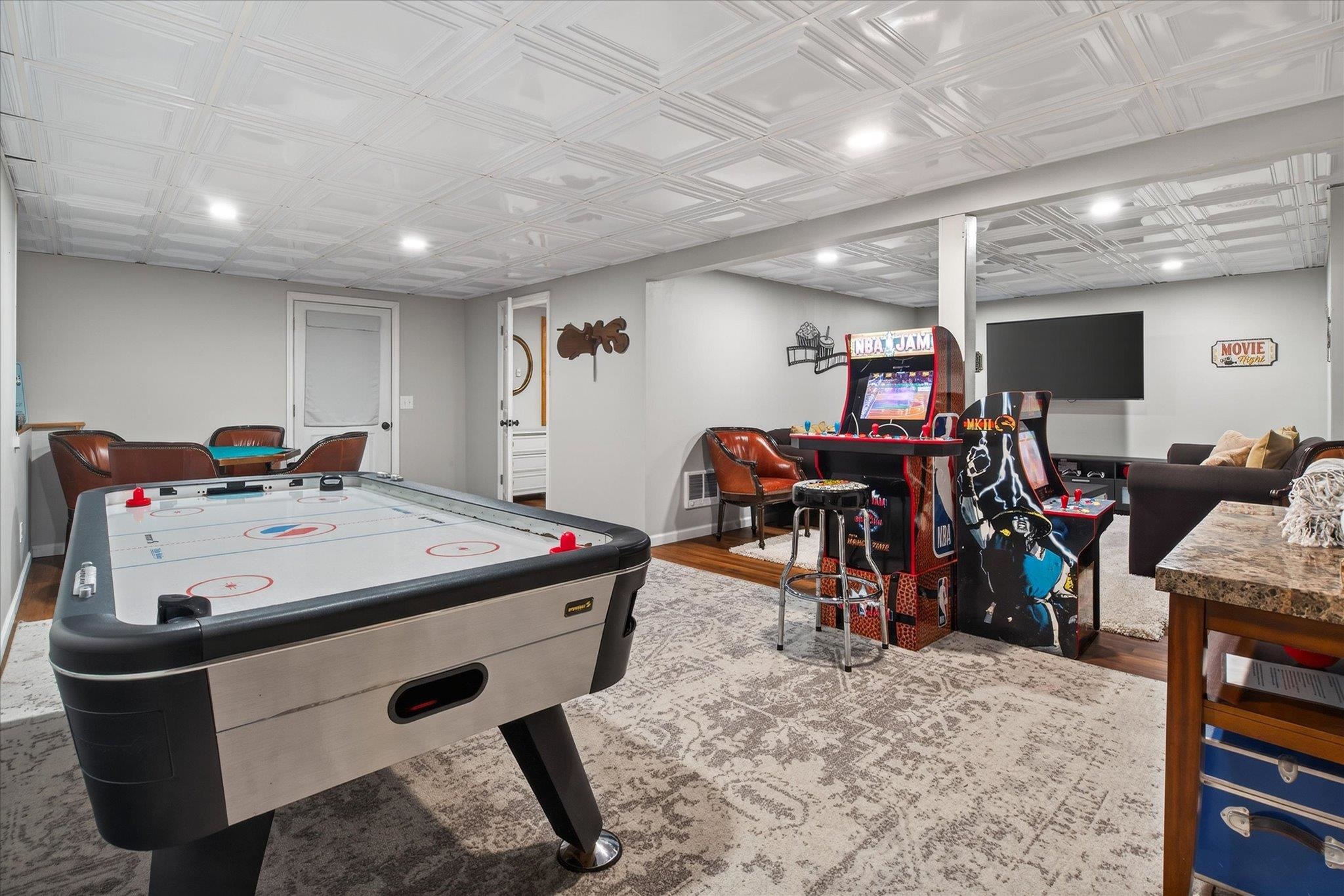 201 Spruce Drive Property Photo 40