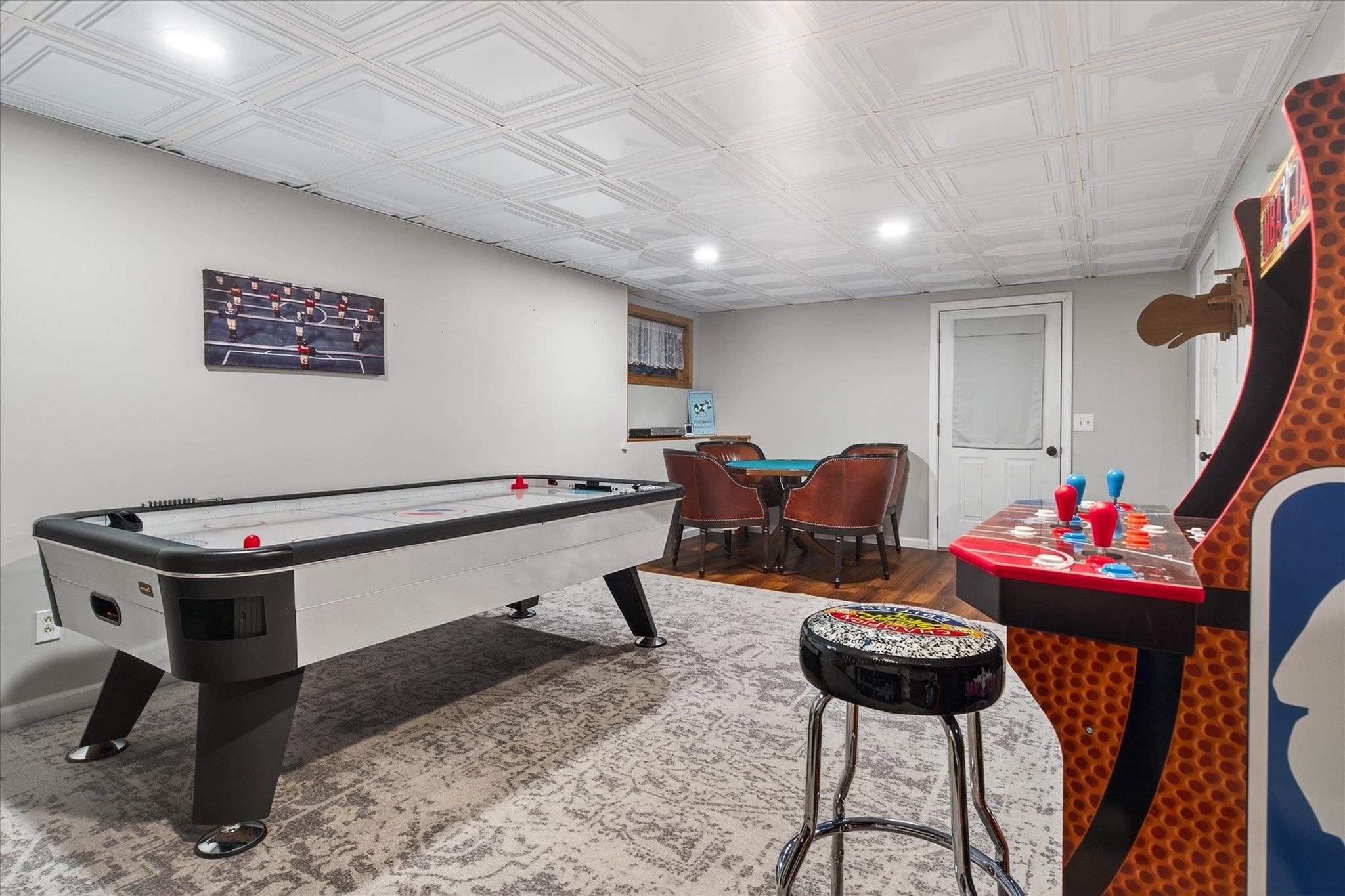 201 Spruce Drive Property Photo 43