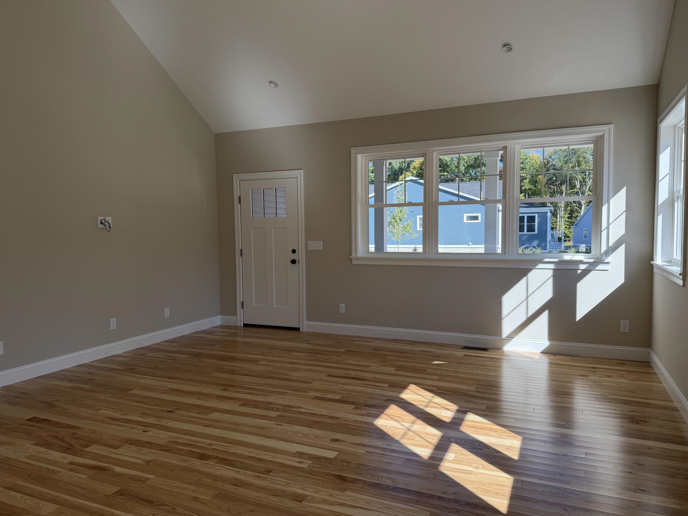 Unit 27 Summerwind Place Property Photo 9
