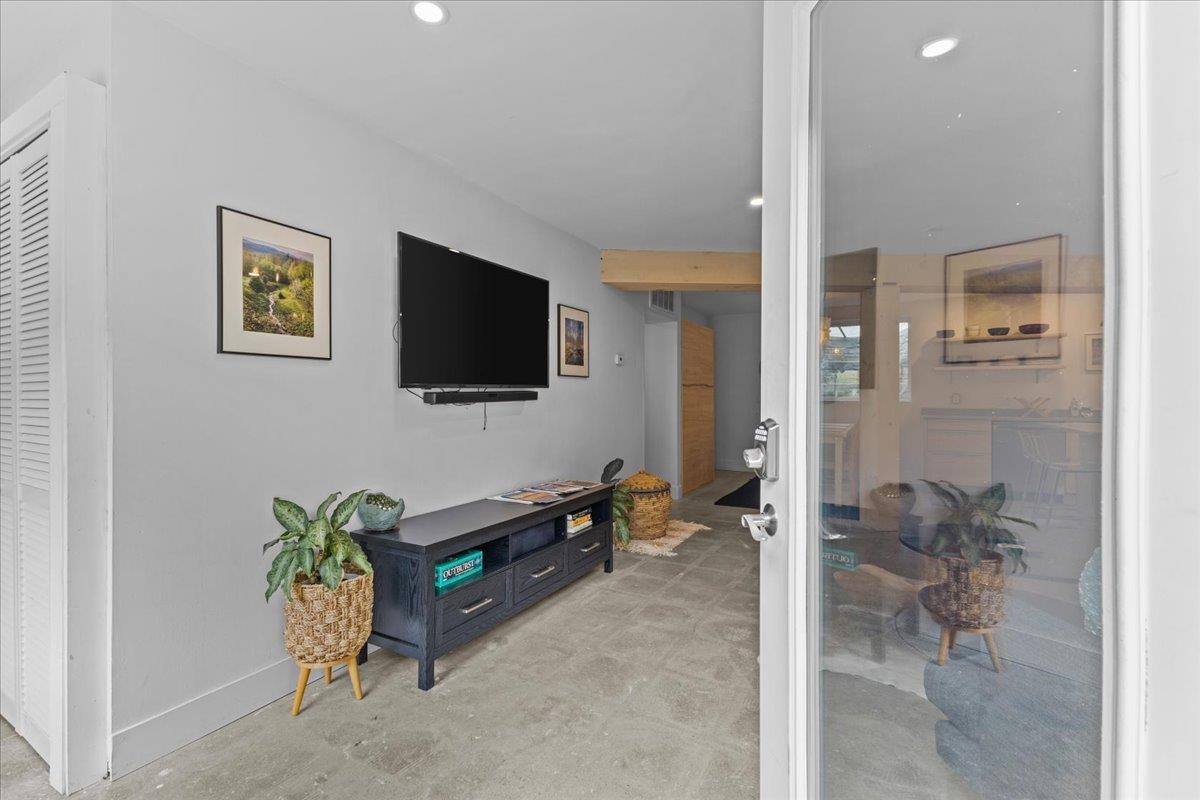 454 Mountain Road Property Photo 4