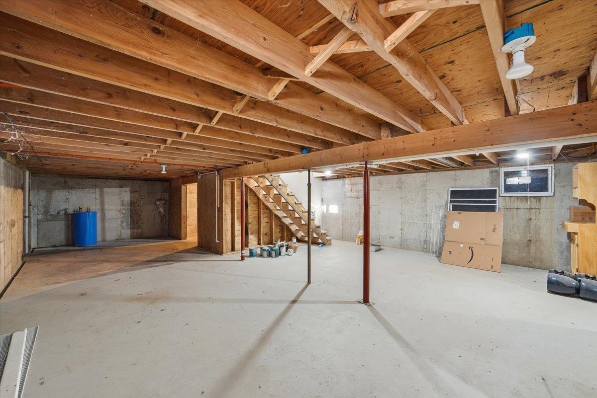 60 Holiday Point Road Property Photo 52