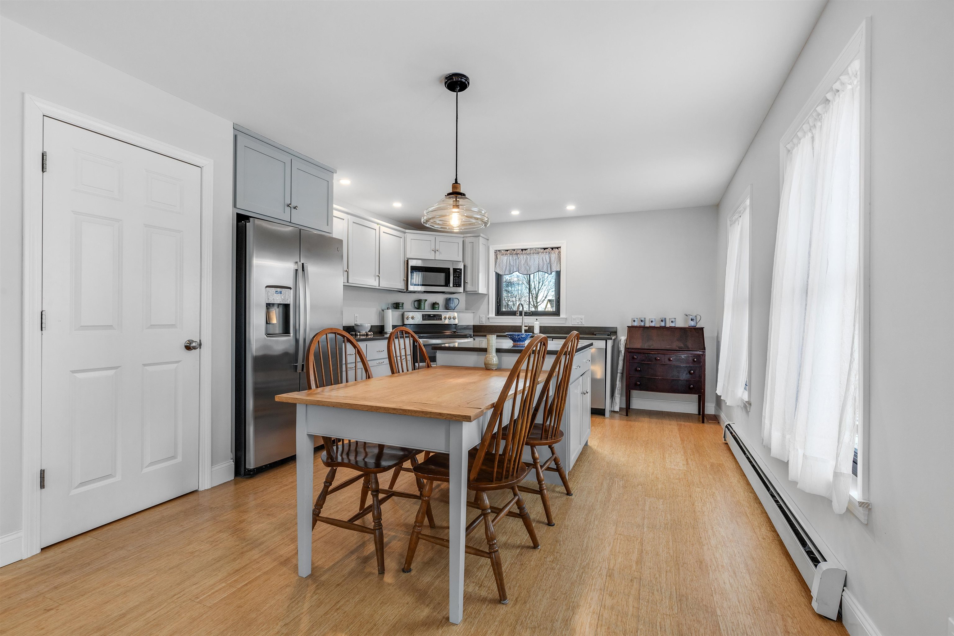 34 Pleasant Street Property Photo 4