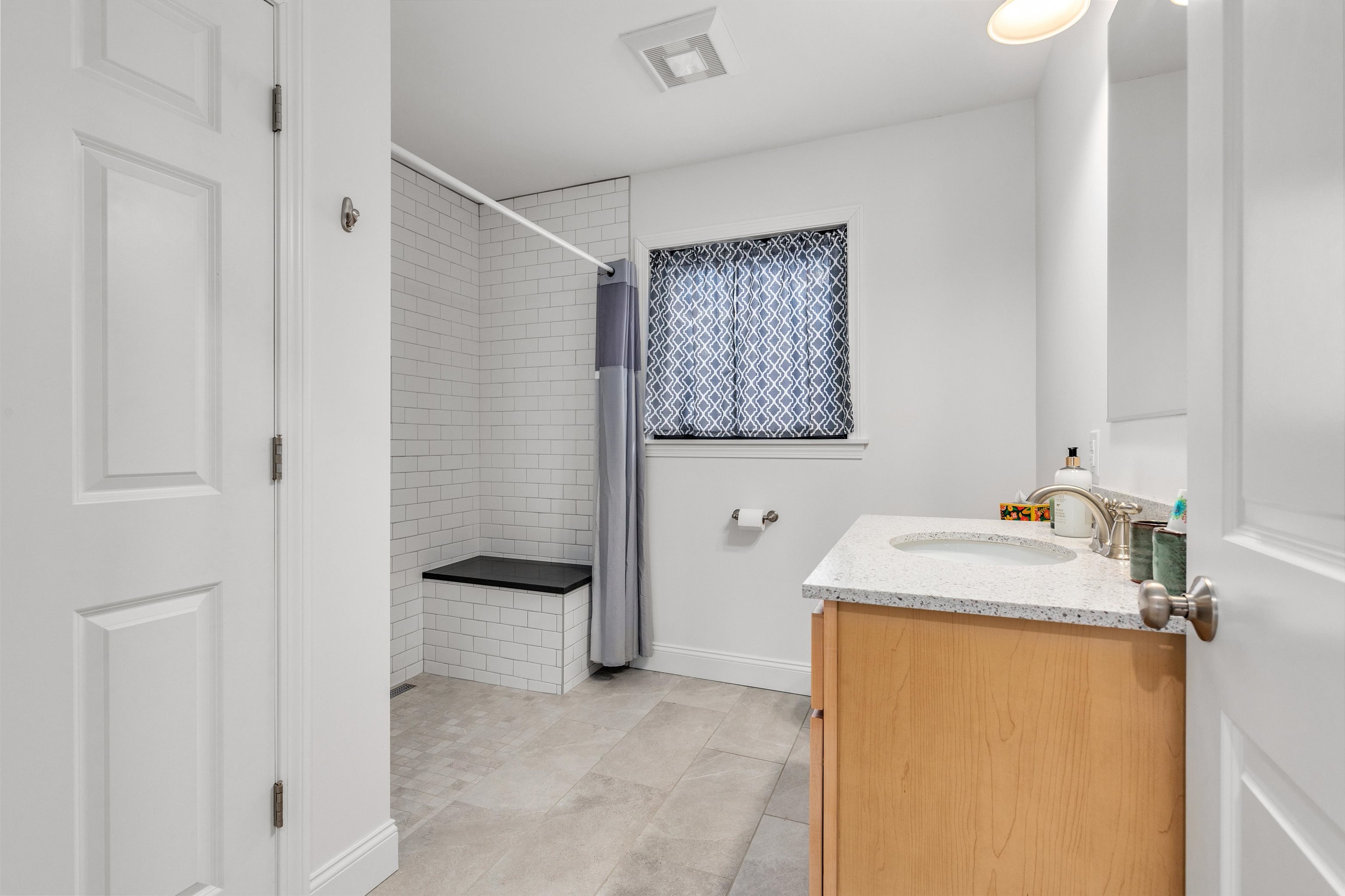34 Pleasant Street Property Photo 16
