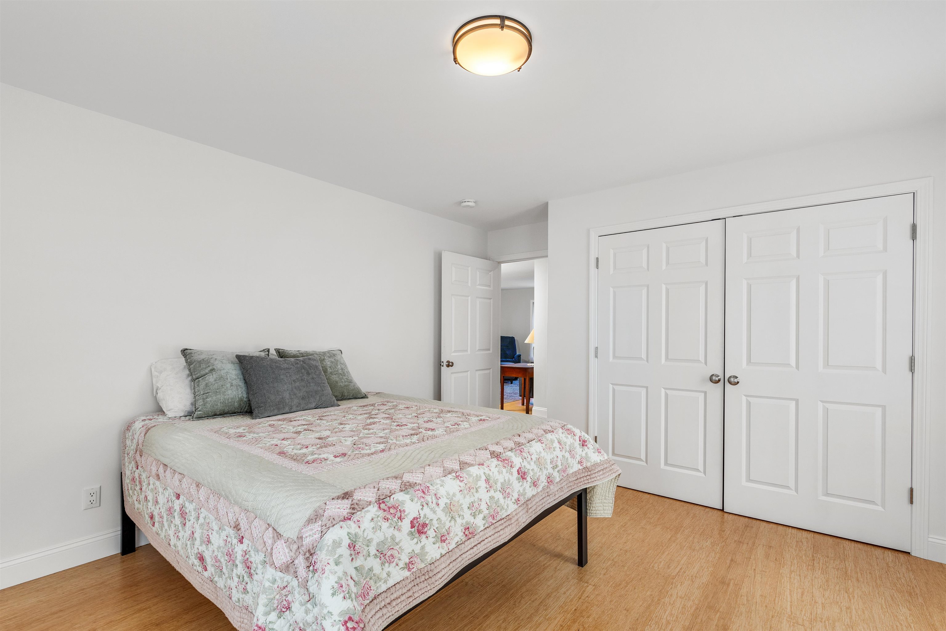 34 Pleasant Street Property Photo 20