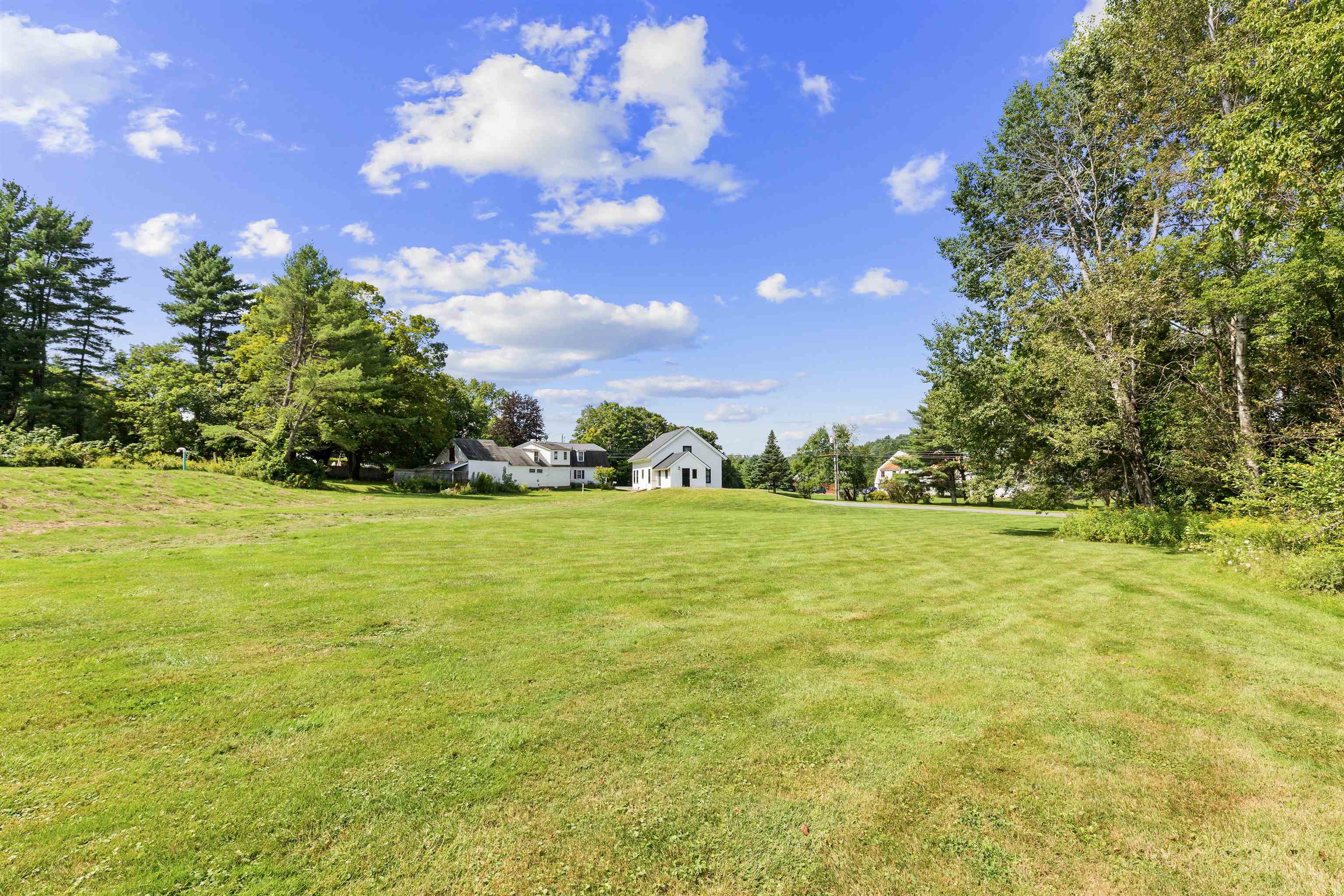 34 Pleasant Street Property Photo 43