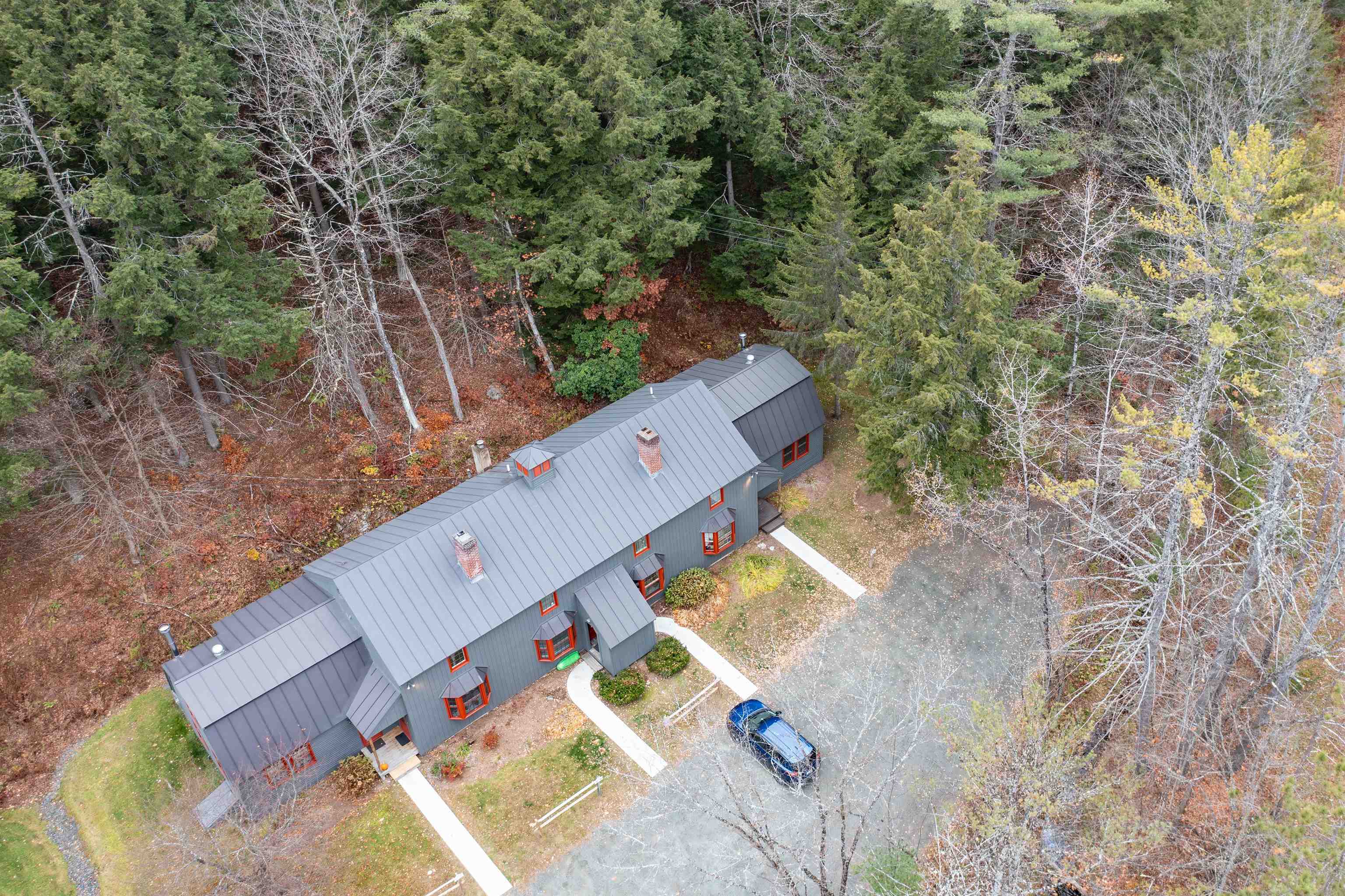 122 Quechee Hollow Lane Property Photo 4