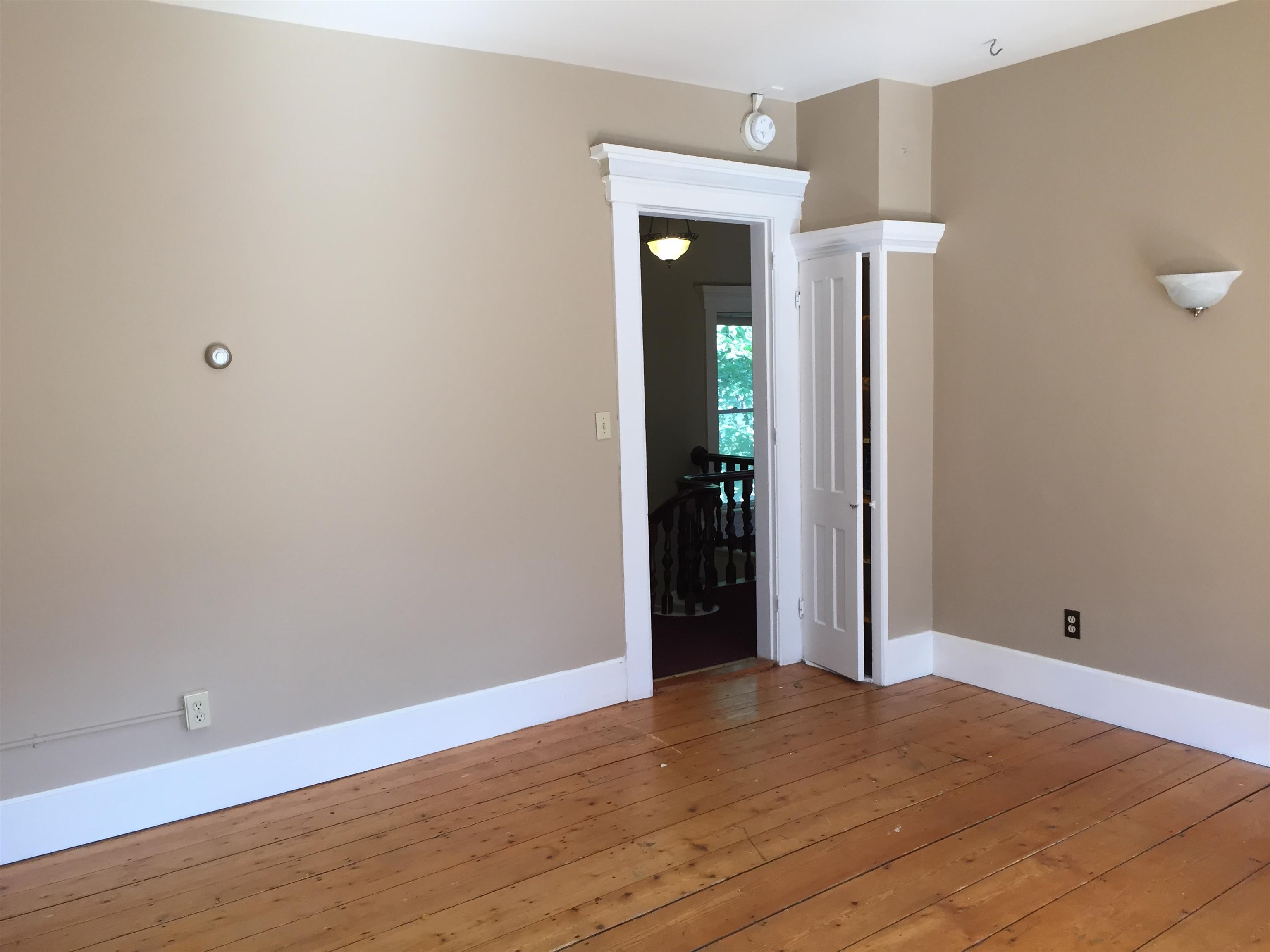 139 Park Street Property Photo 6