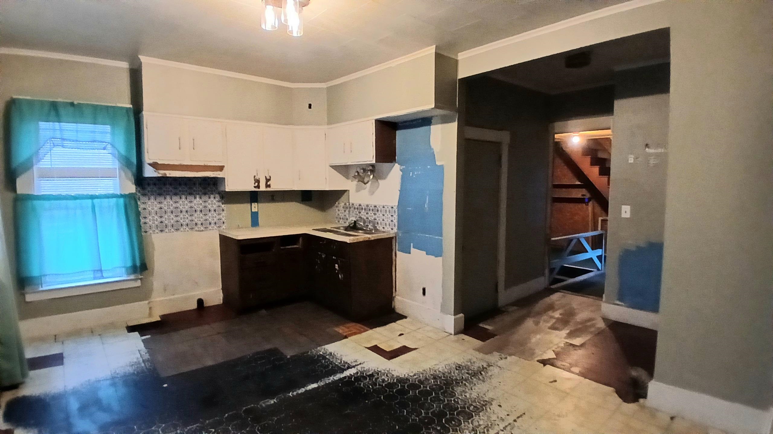 12 Pleasant Street Property Photo 5