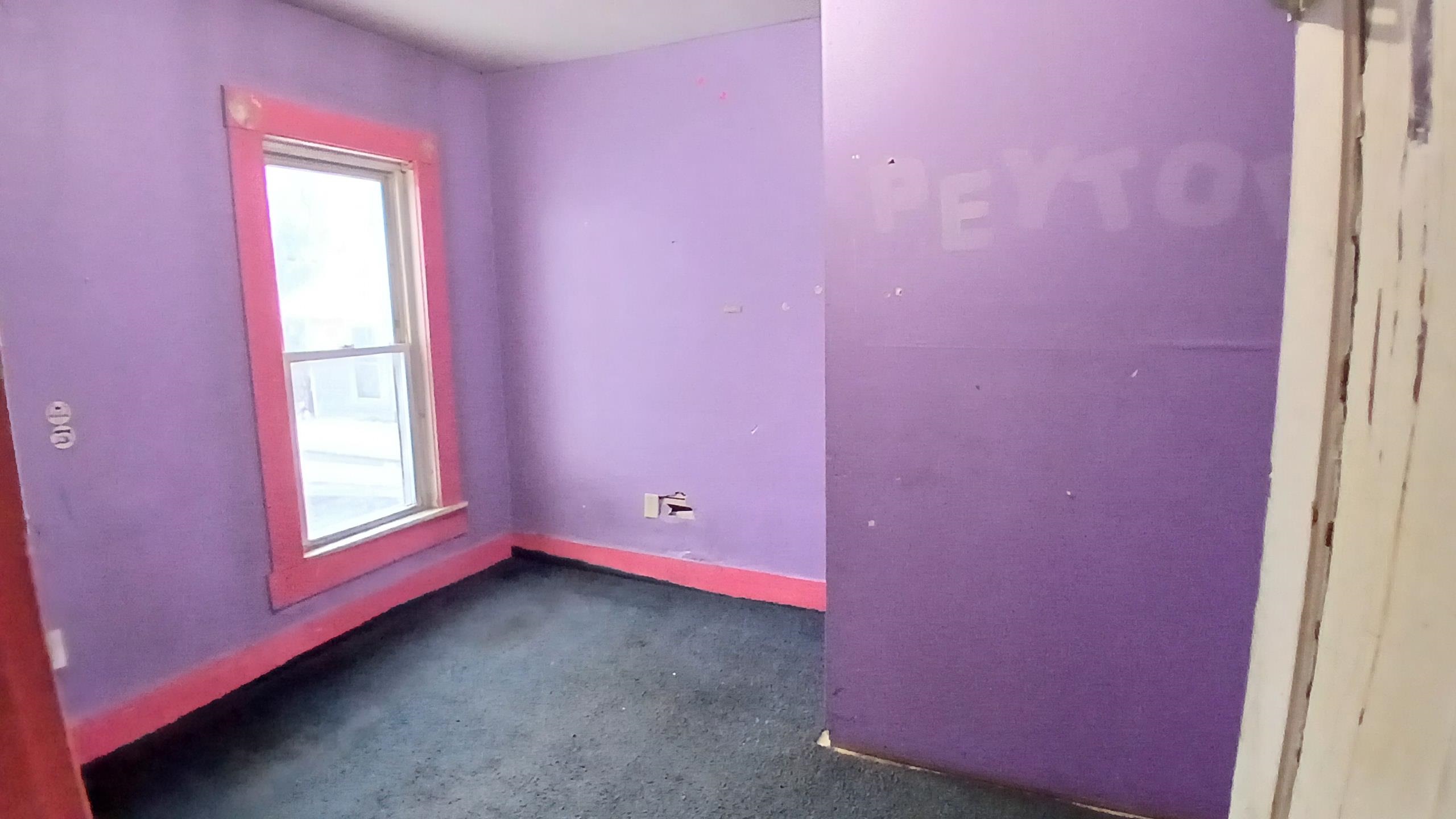 12 Pleasant Street Property Photo 19