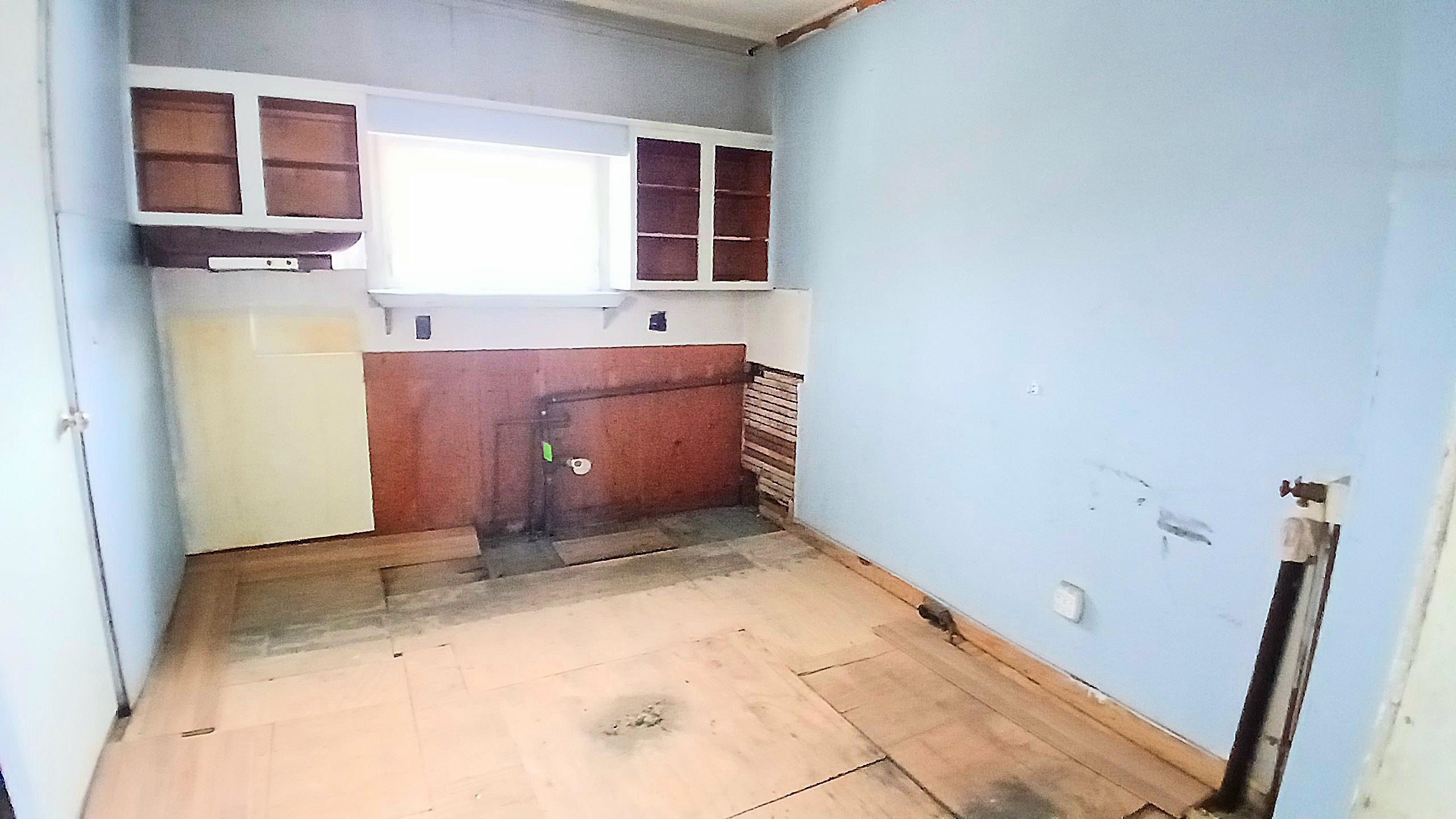 12 Pleasant Street Property Photo 23