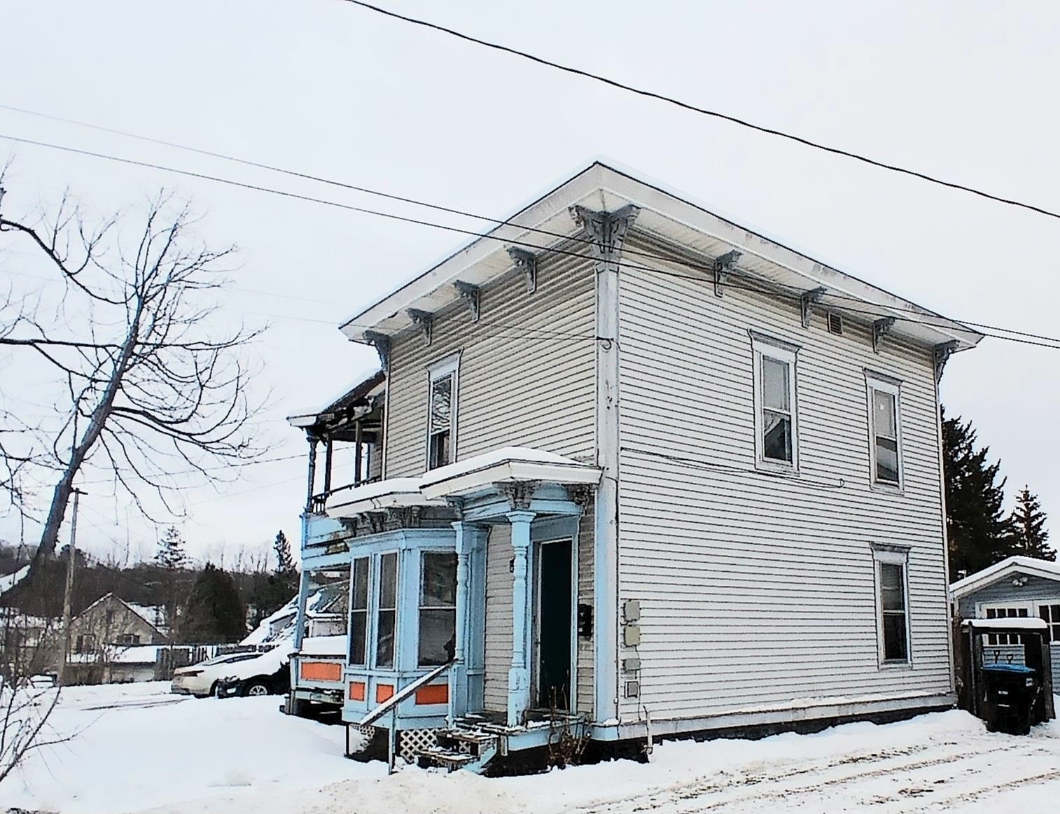 12 Pleasant Street Property Photo 35
