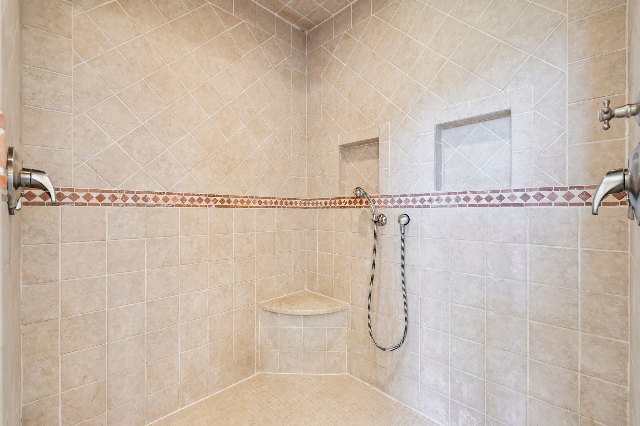 16 Olcott Road Property Photo 34