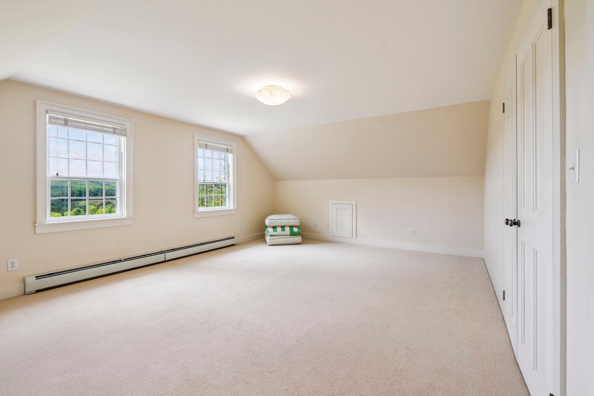 16 Olcott Road Property Photo 43