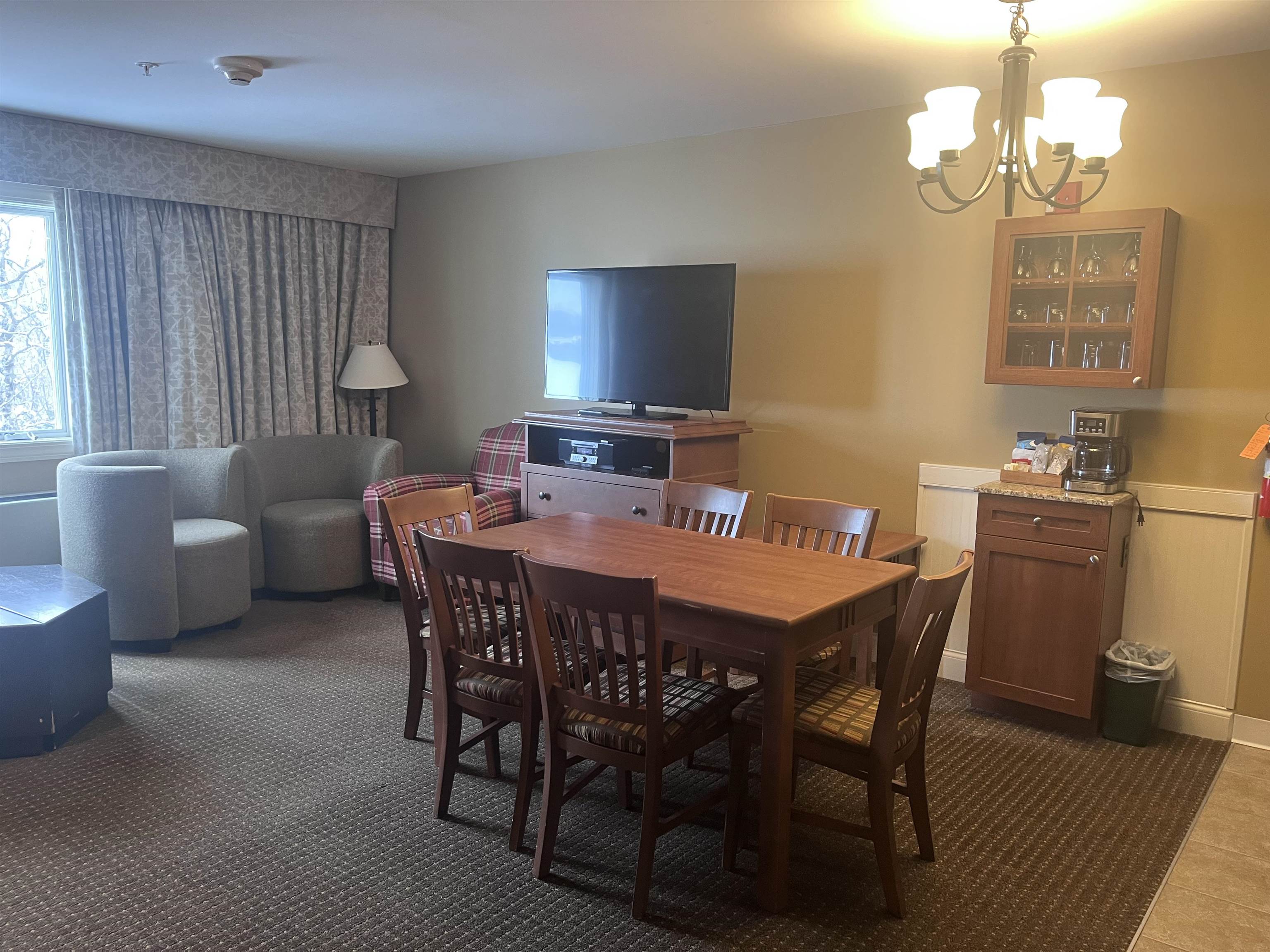 208/210 Qtr2 89 Grand Summit Way Property Photo 6