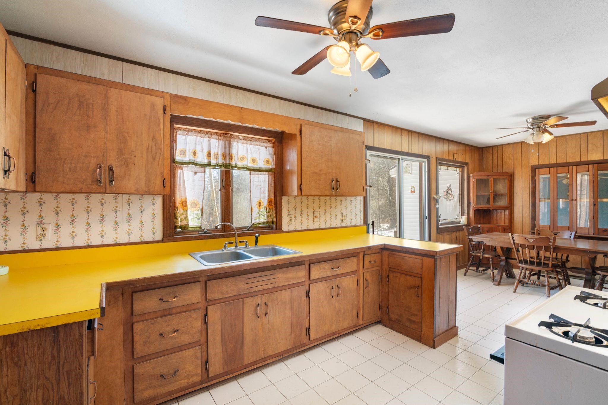 2404 Tarbell Hill Road Property Photo 3
