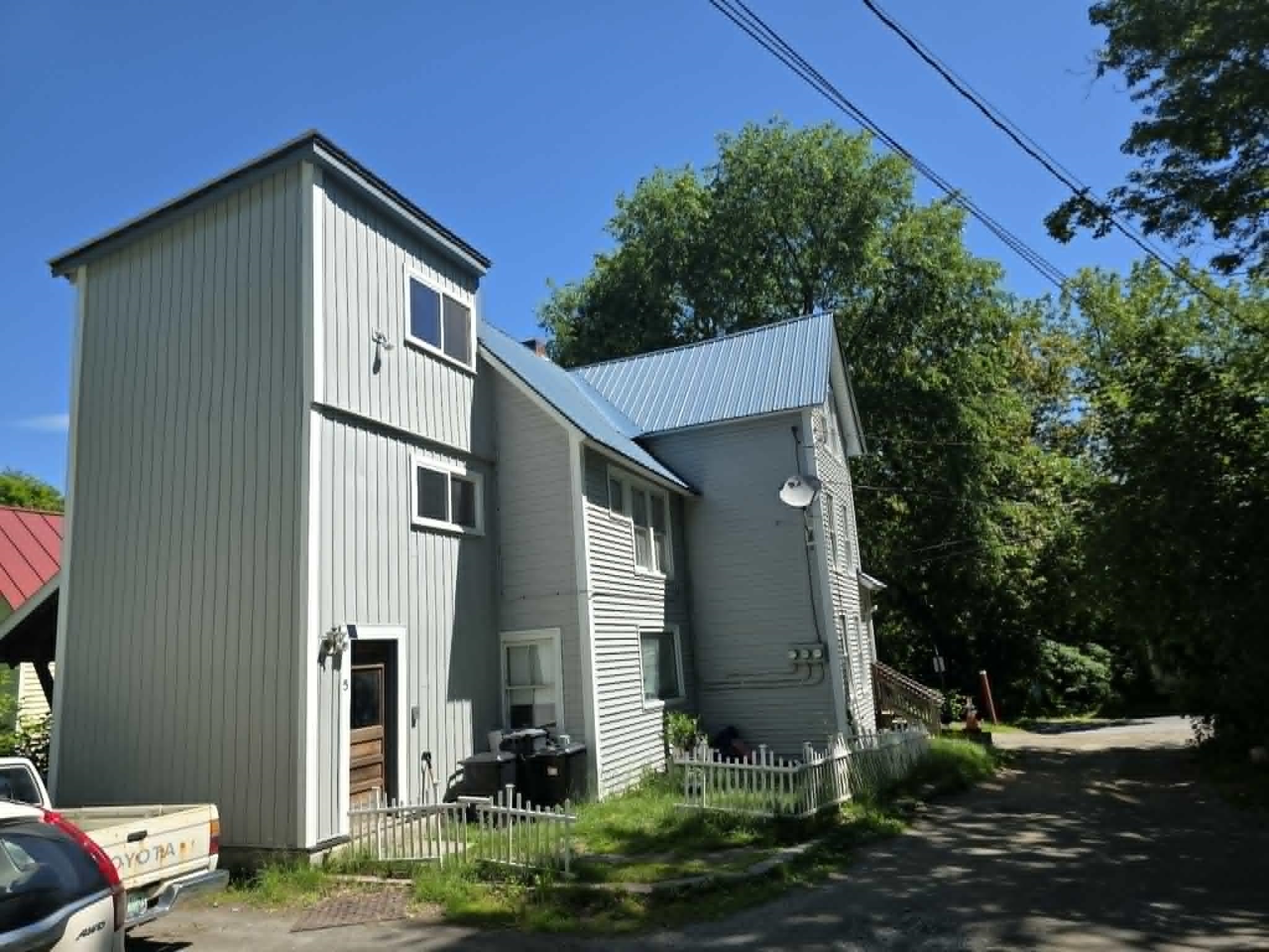 5 Reynolds Drive Property Photo 3