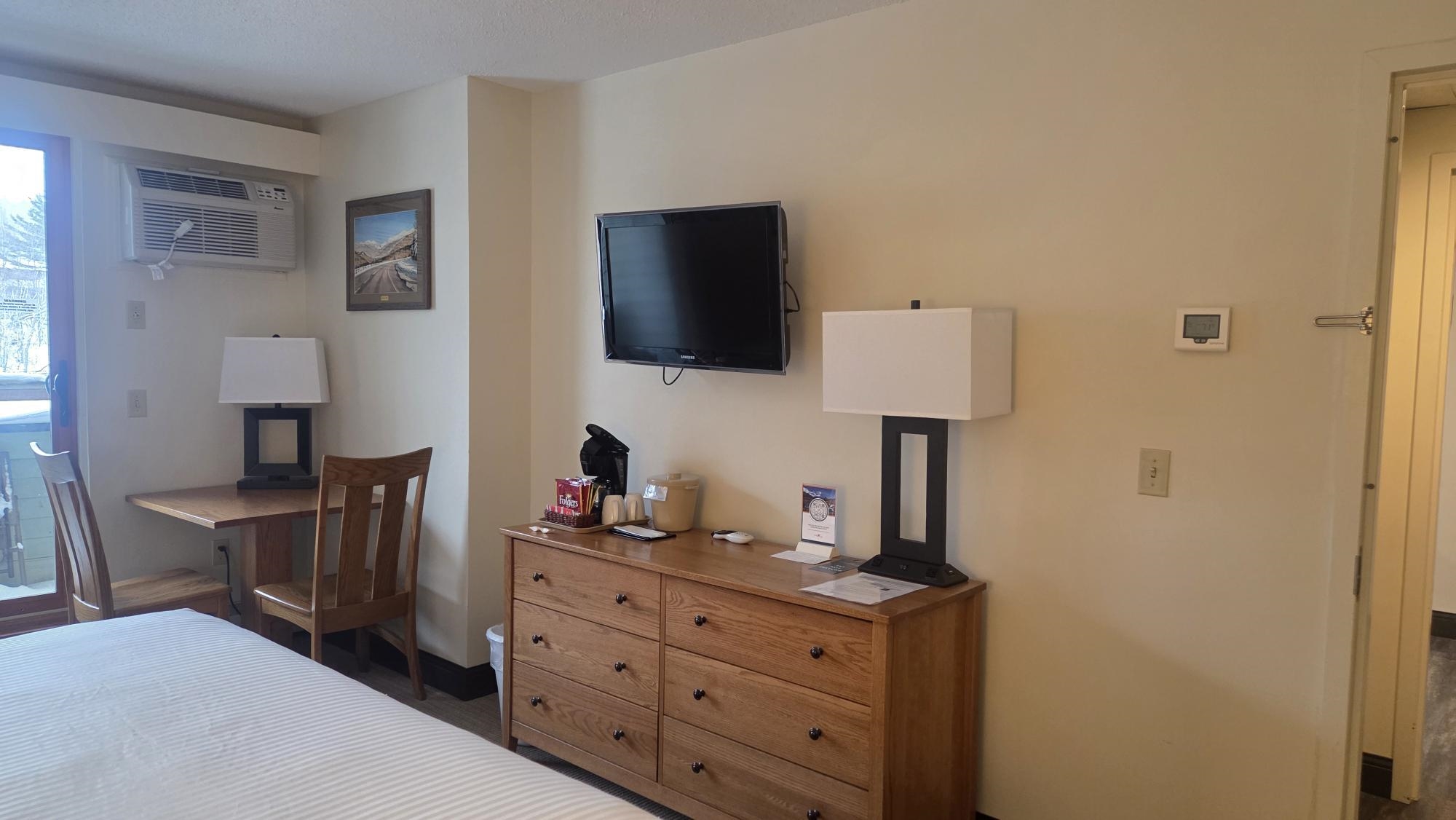 90 Loon Mountain Road Property Photo 4