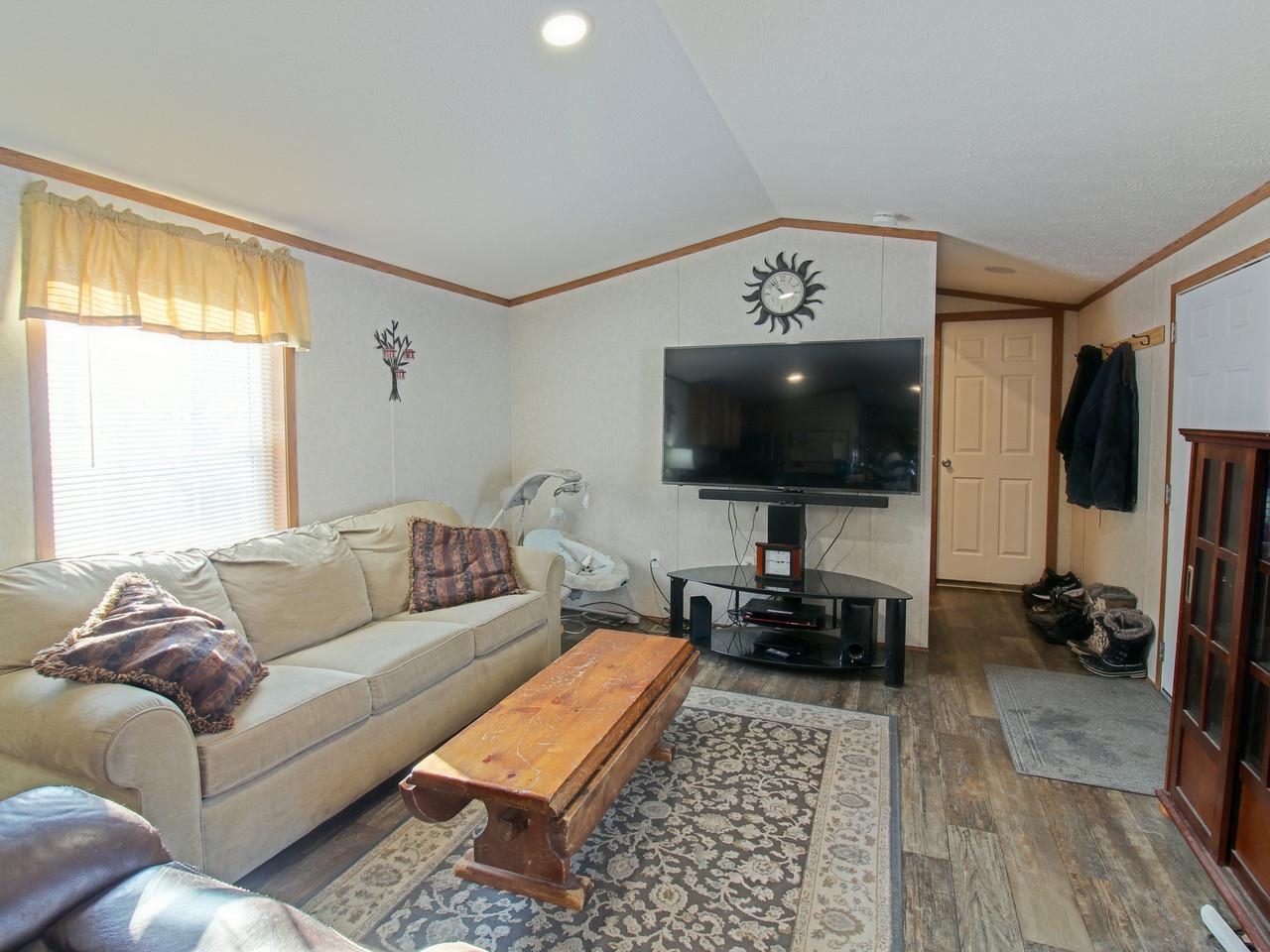 141 Dewey Drive Property Photo 4