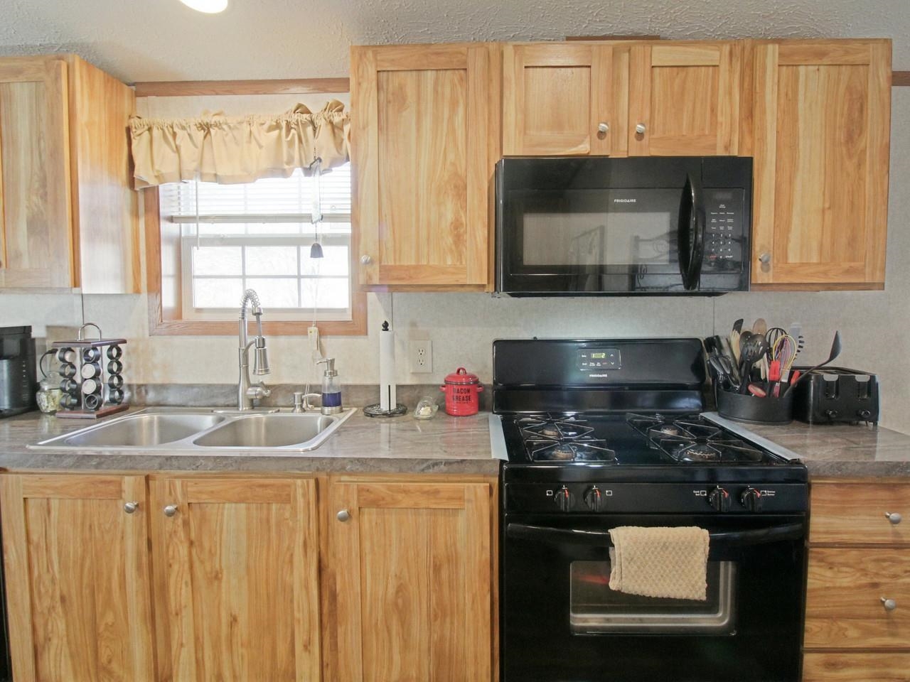 141 Dewey Drive Property Photo 8