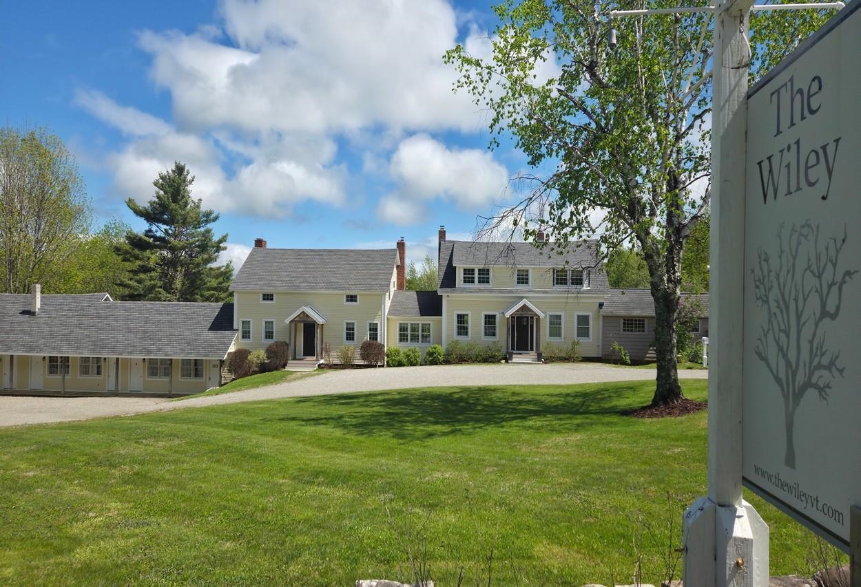 2759 VT Route 11 Property Photo 1