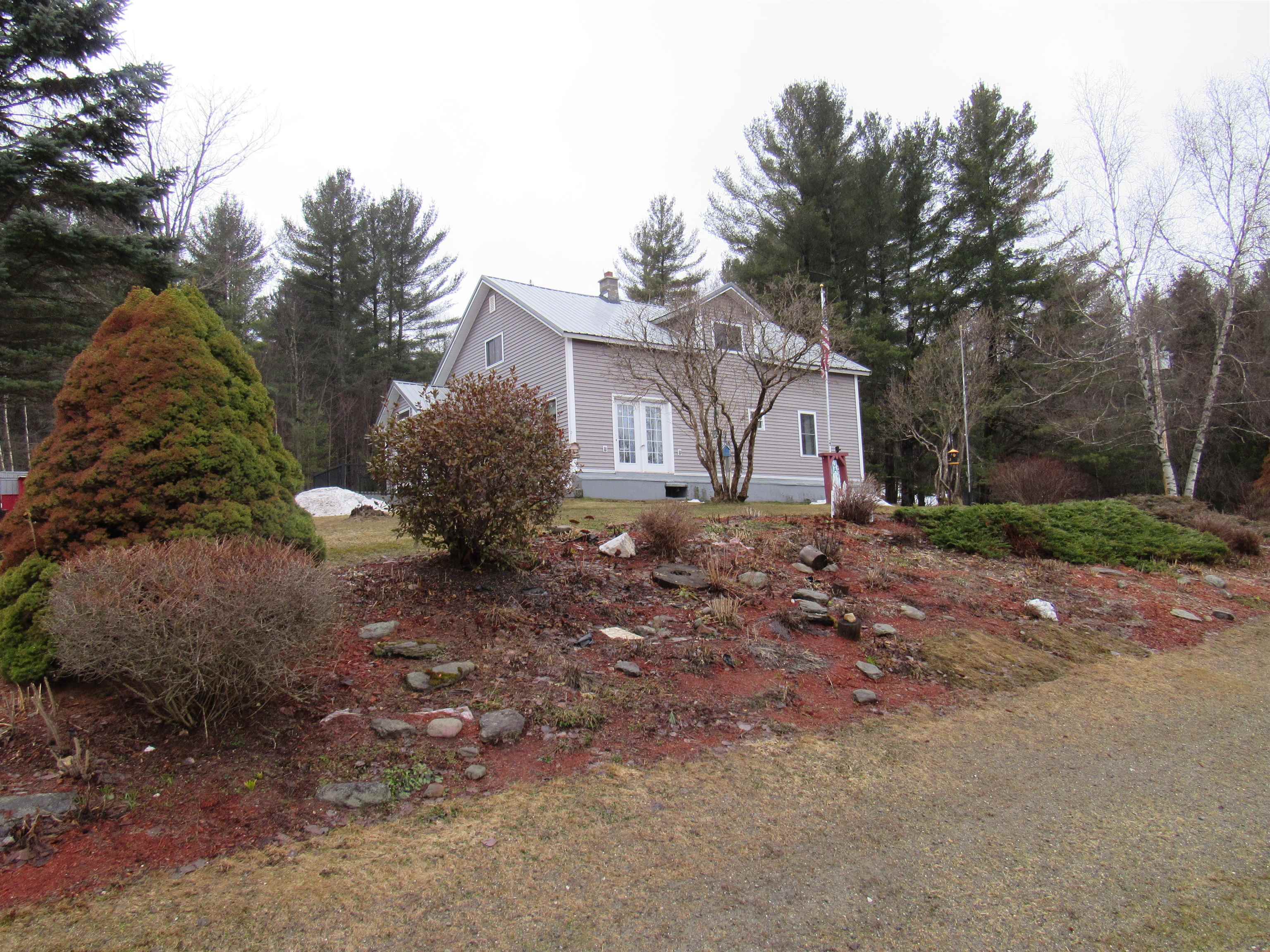 1901 Cross Road Property Photo 13