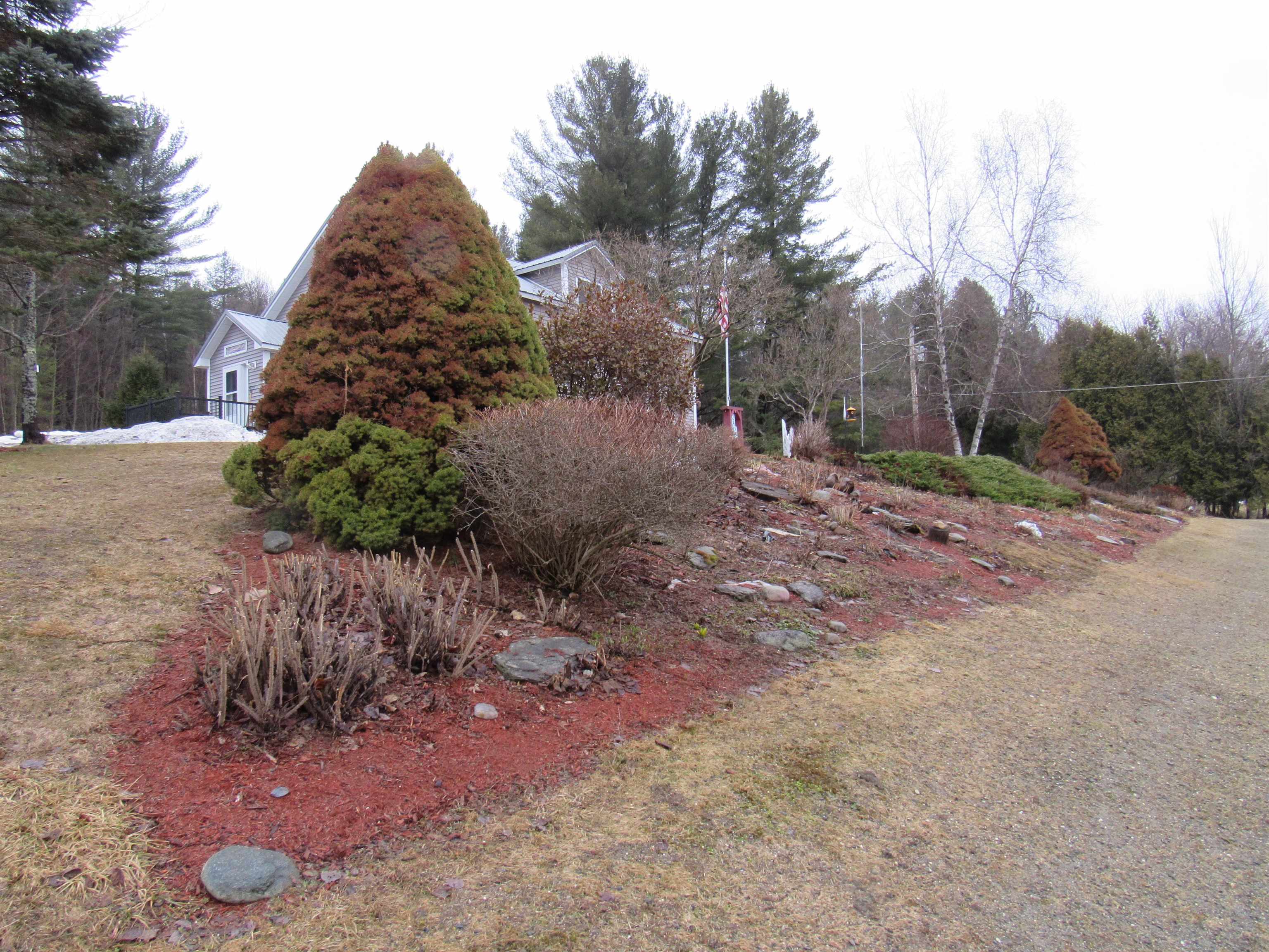1901 Cross Road Property Photo 14