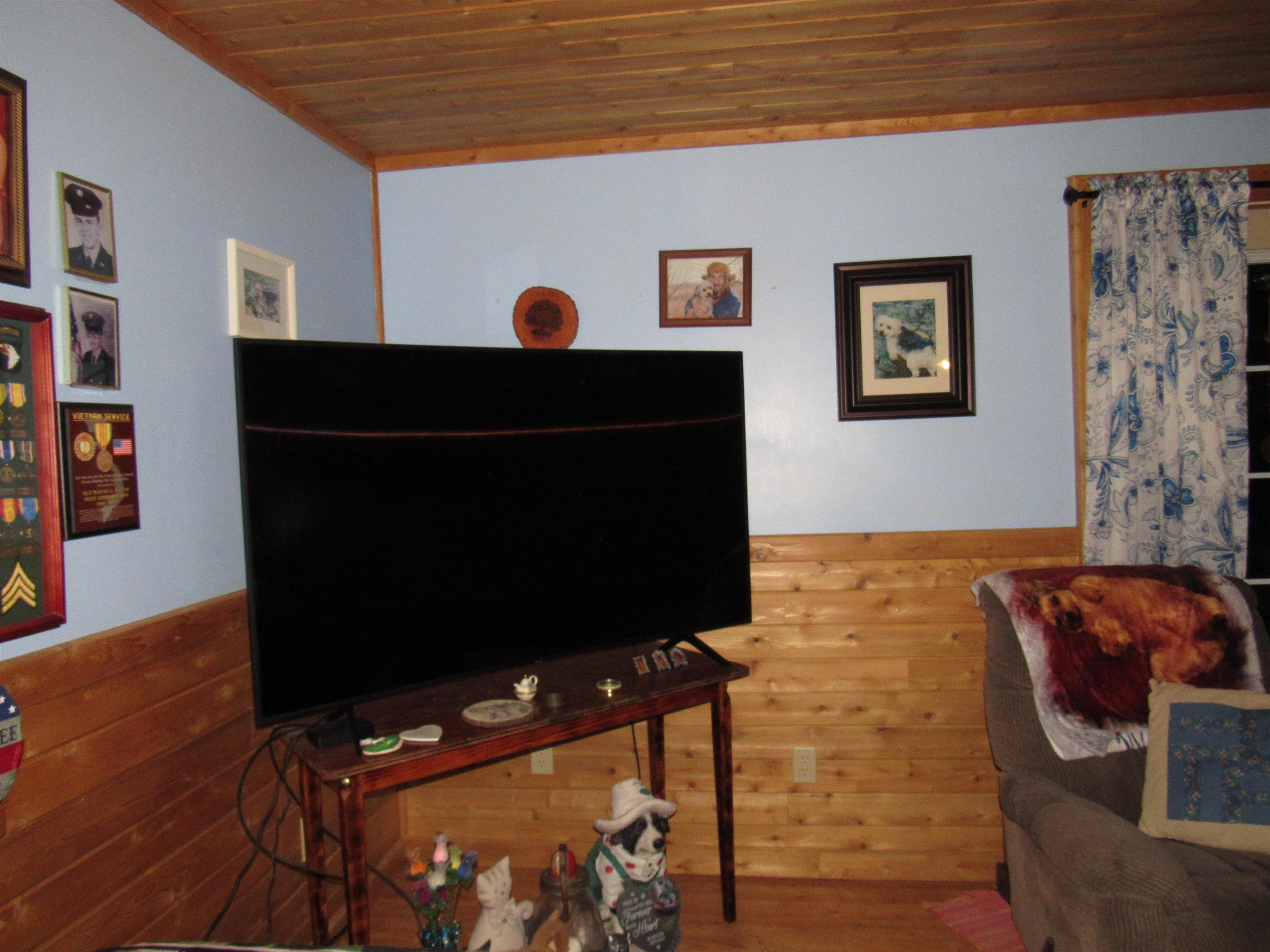 1901 Cross Road Property Photo 39