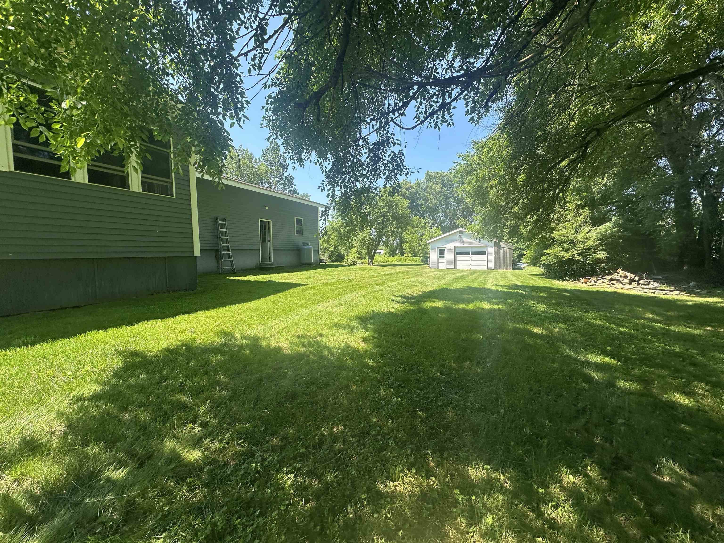 35 Ossie Road Property Photo 4