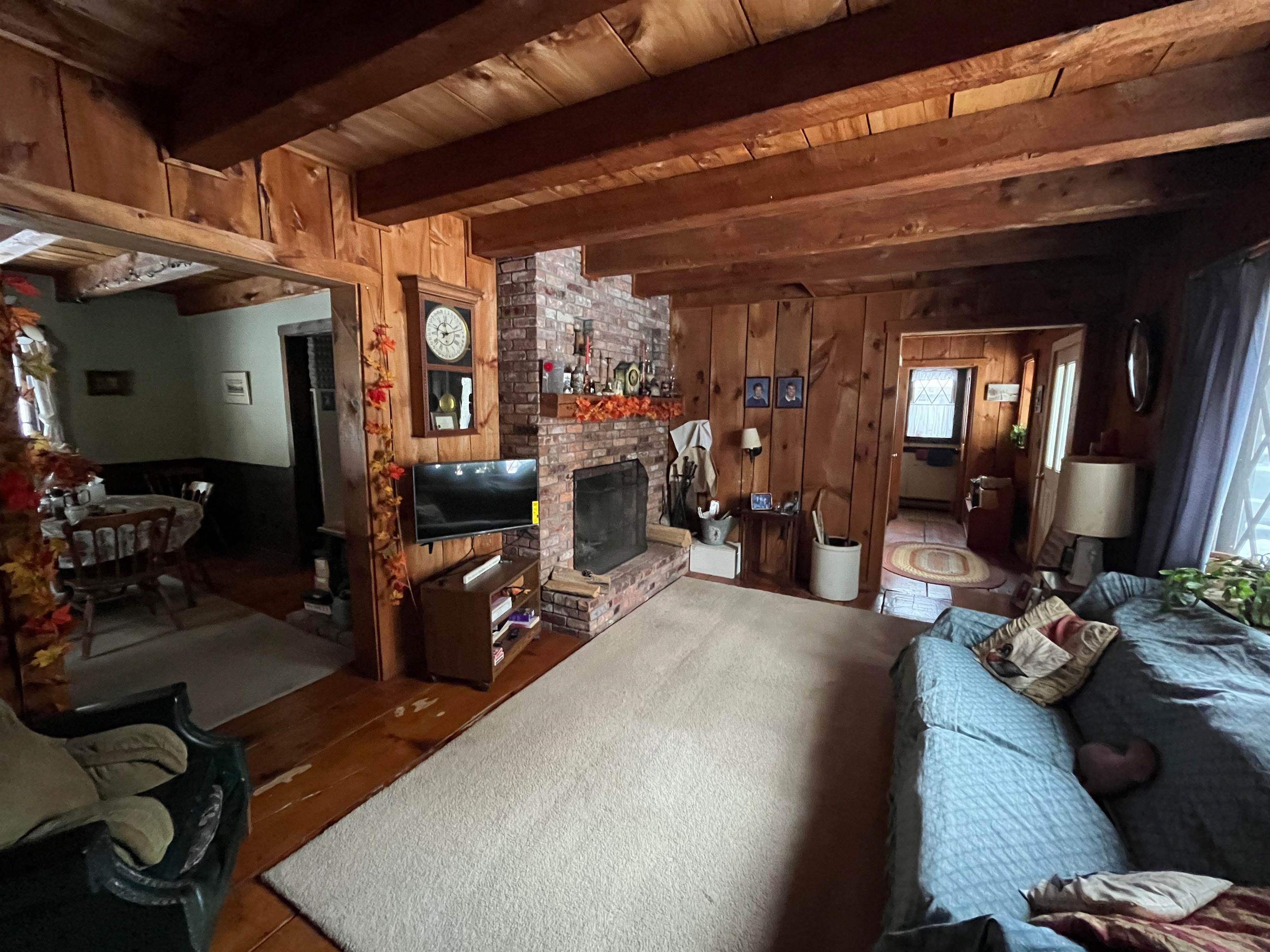 846 Weeks Hill Road Property Photo 10