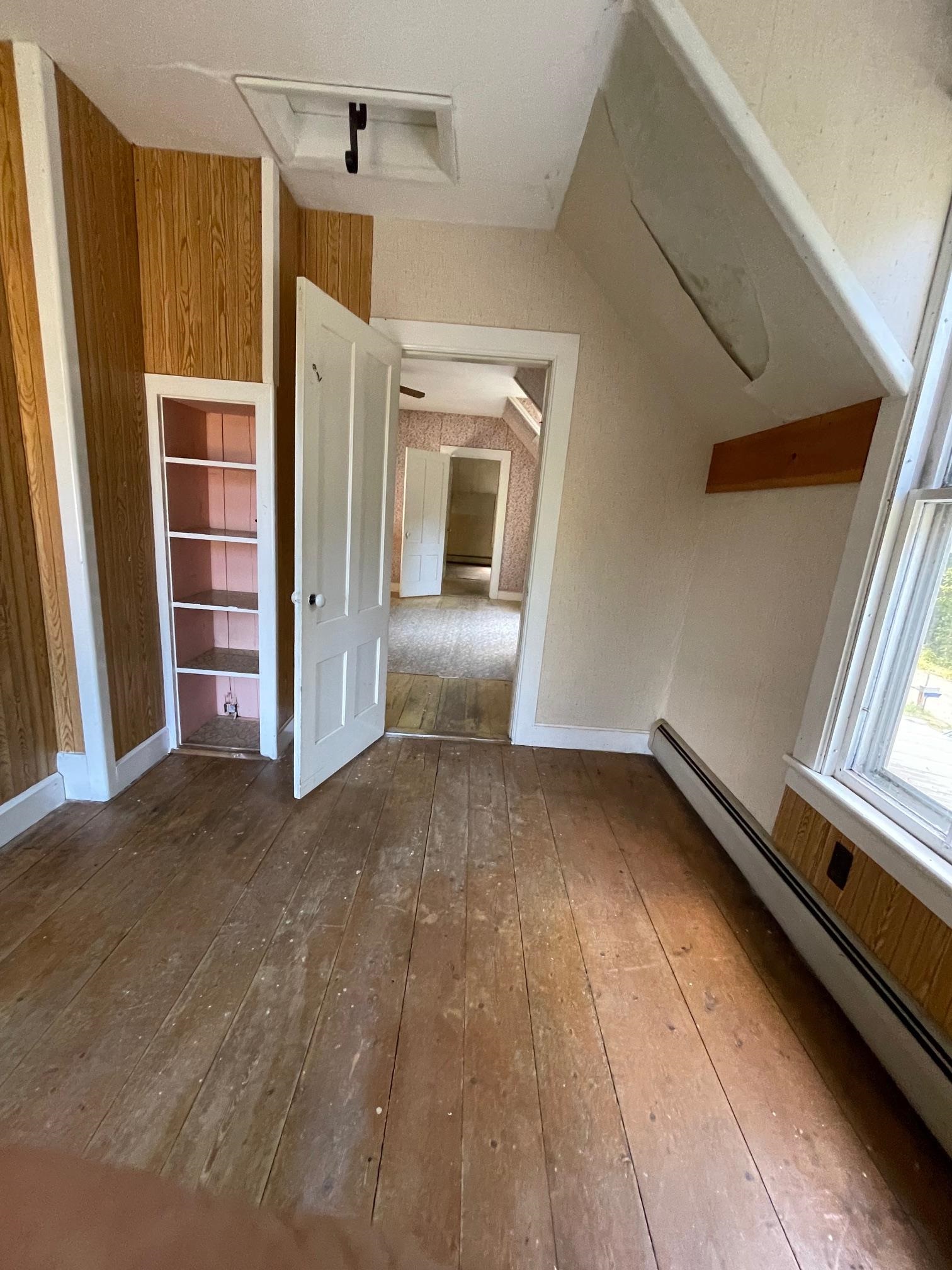 207 River Road Property Photo 6