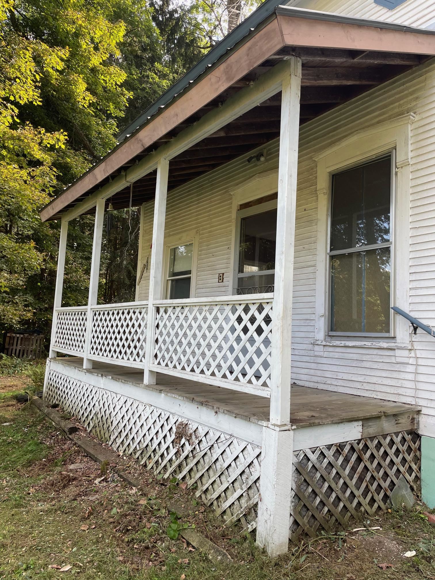 207 River Road Property Photo 12
