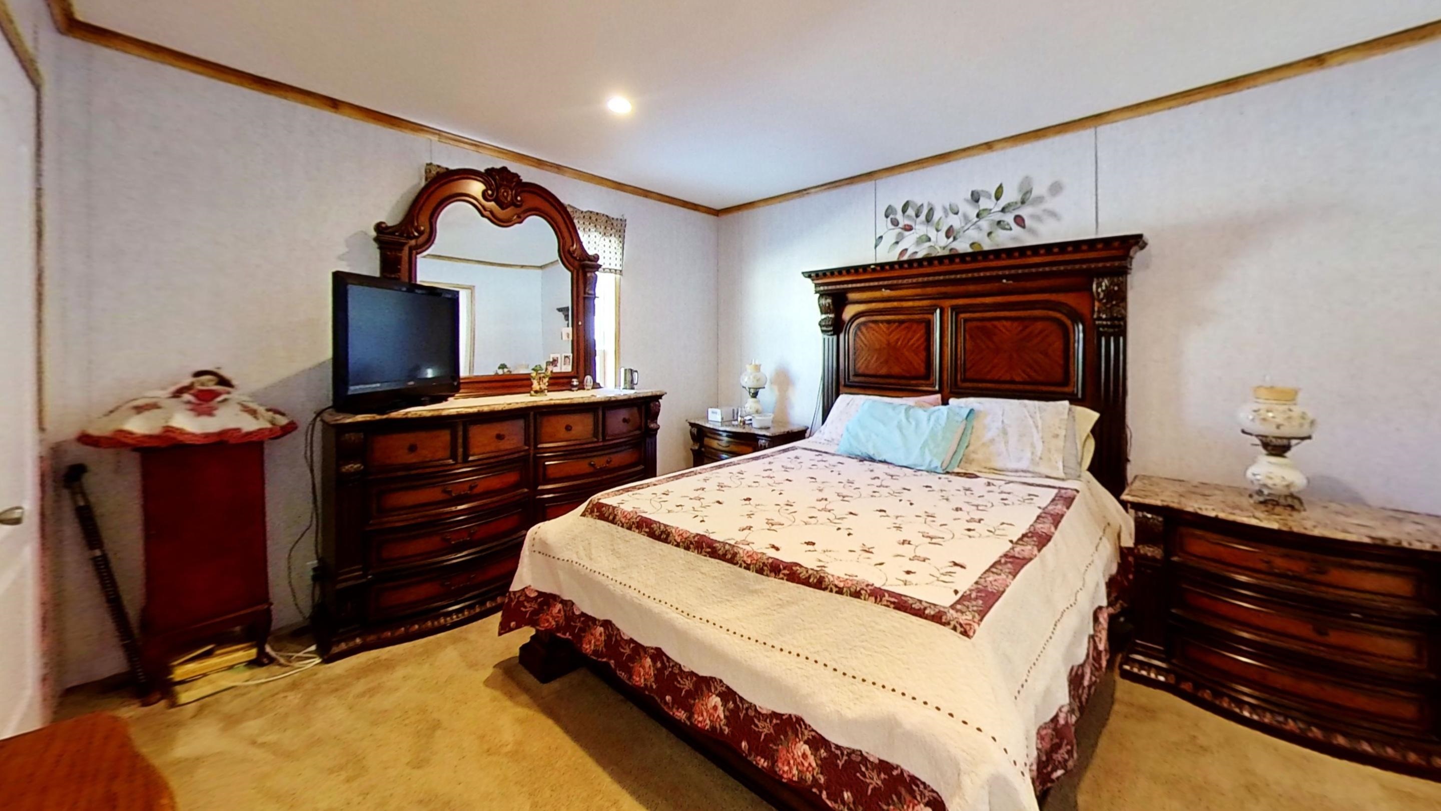 43 Crystal Lane Property Photo 16