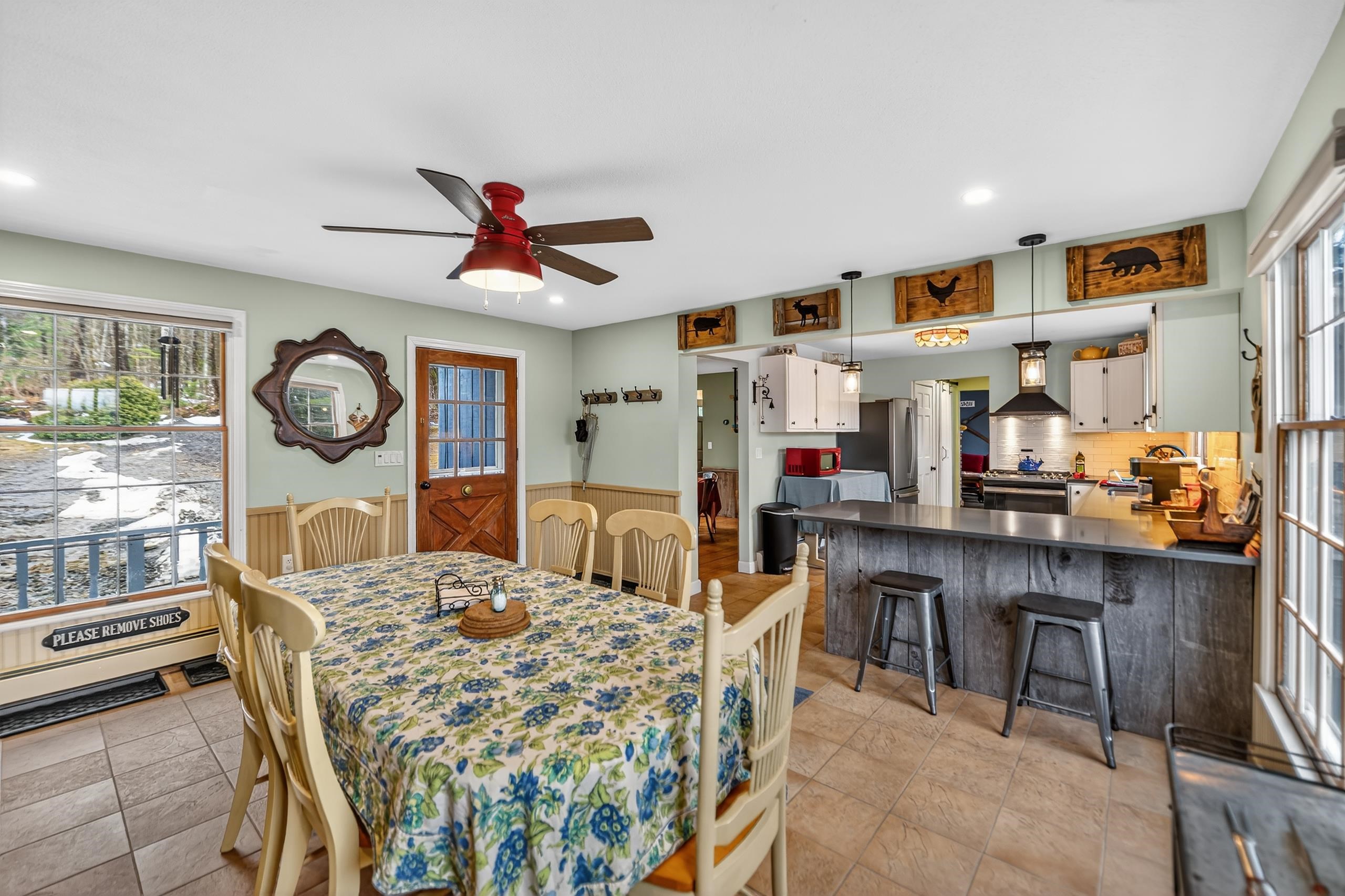 32 Old Town Road Property Photo 6