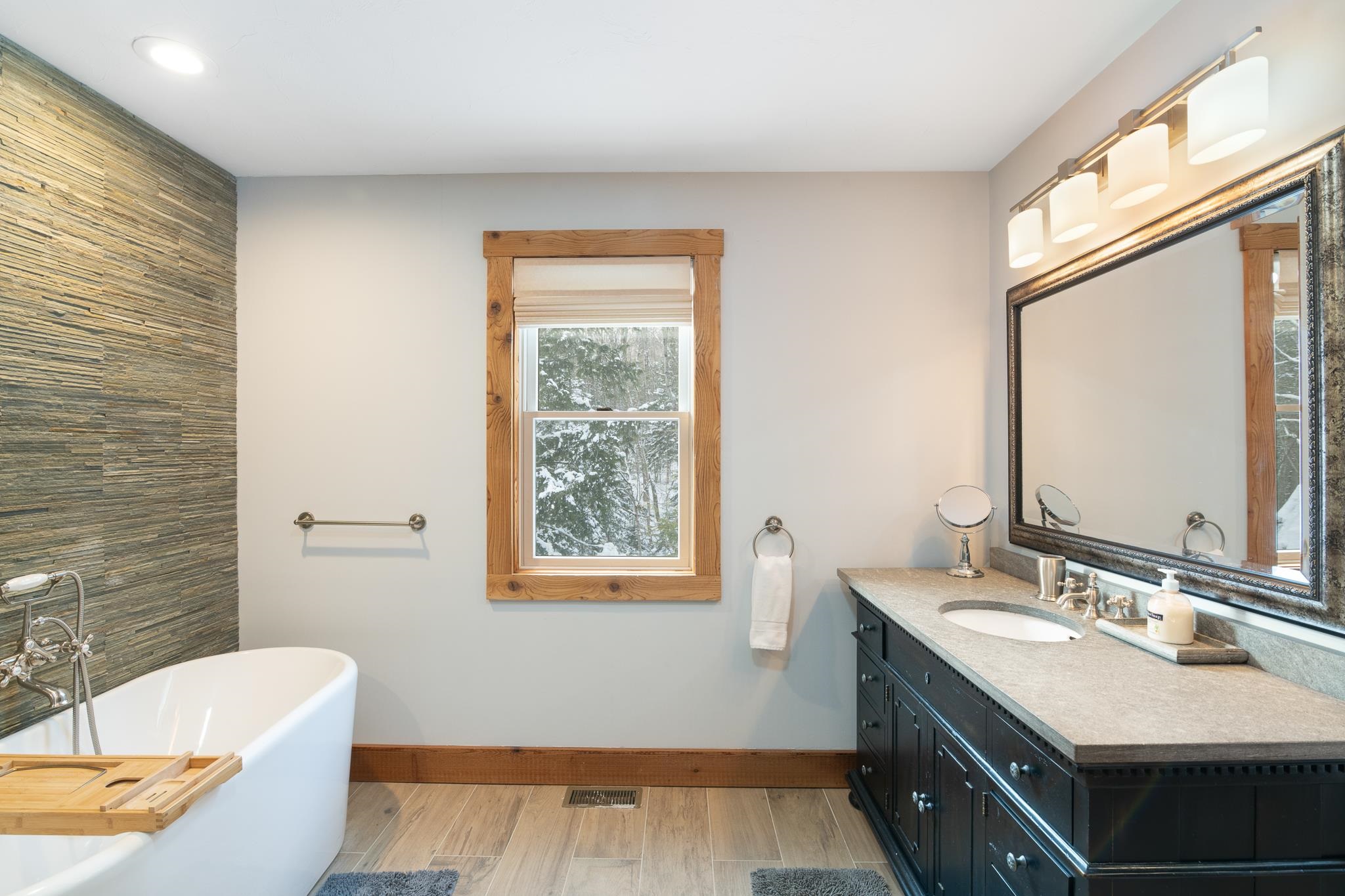41 Two Brook Drive Property Photo 18