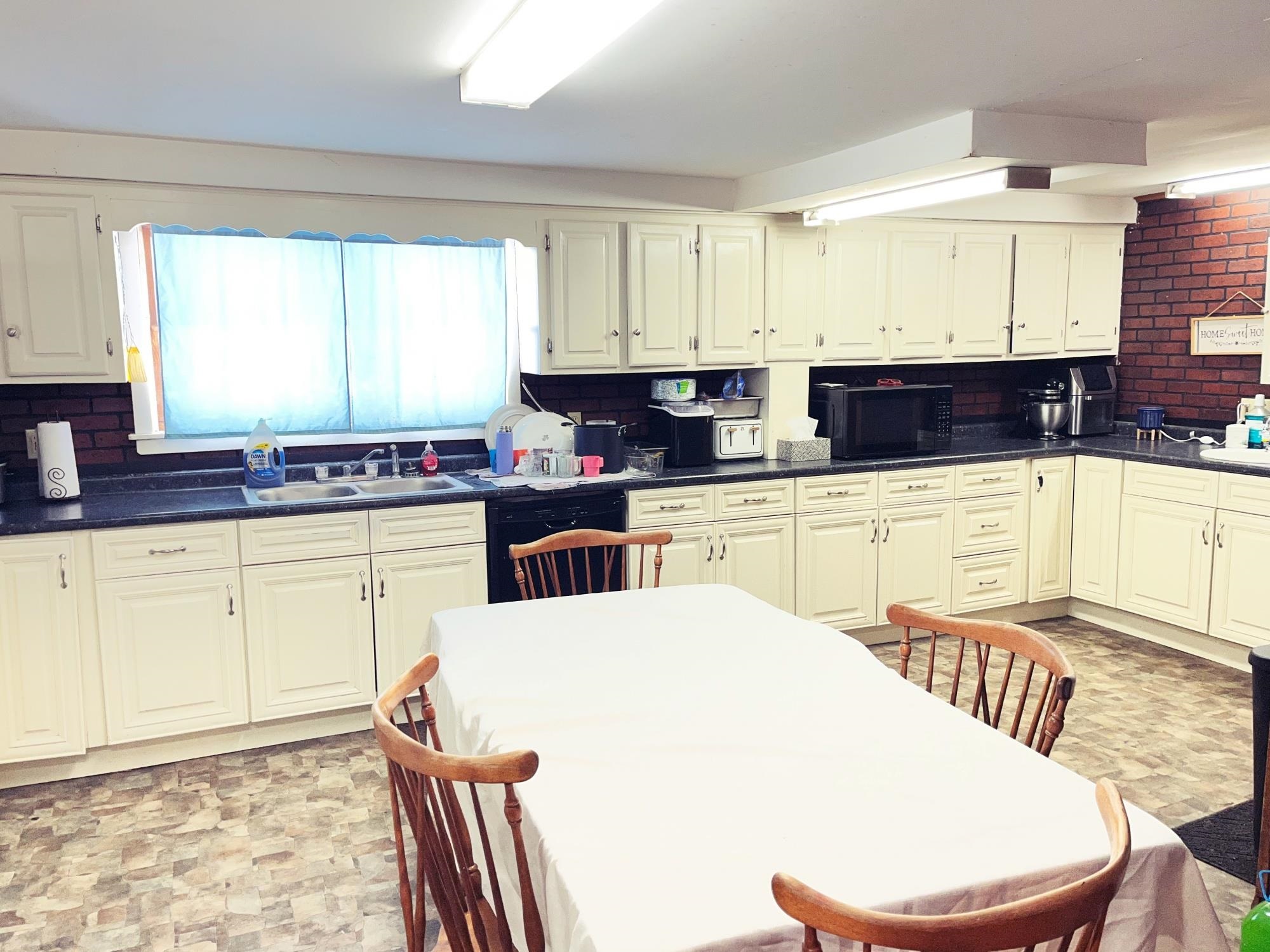109 River Road Property Photo 11