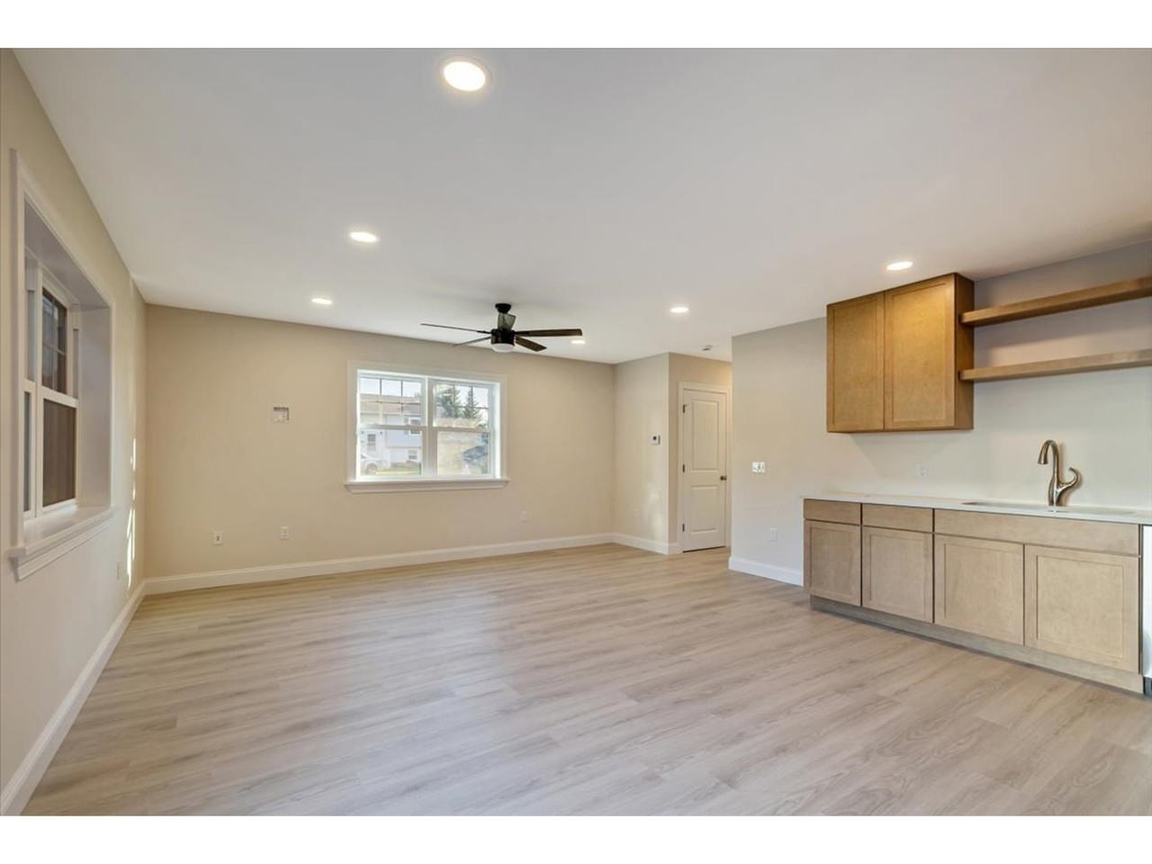 187 Pearl Street Property Photo 11