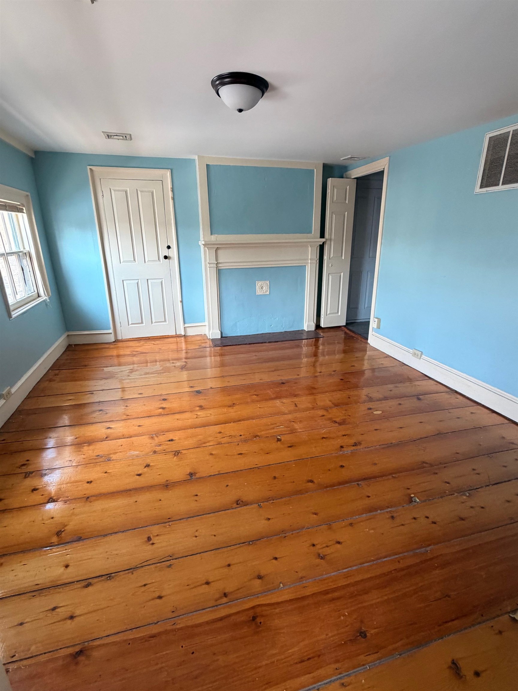 159 Middle Street Property Photo 5