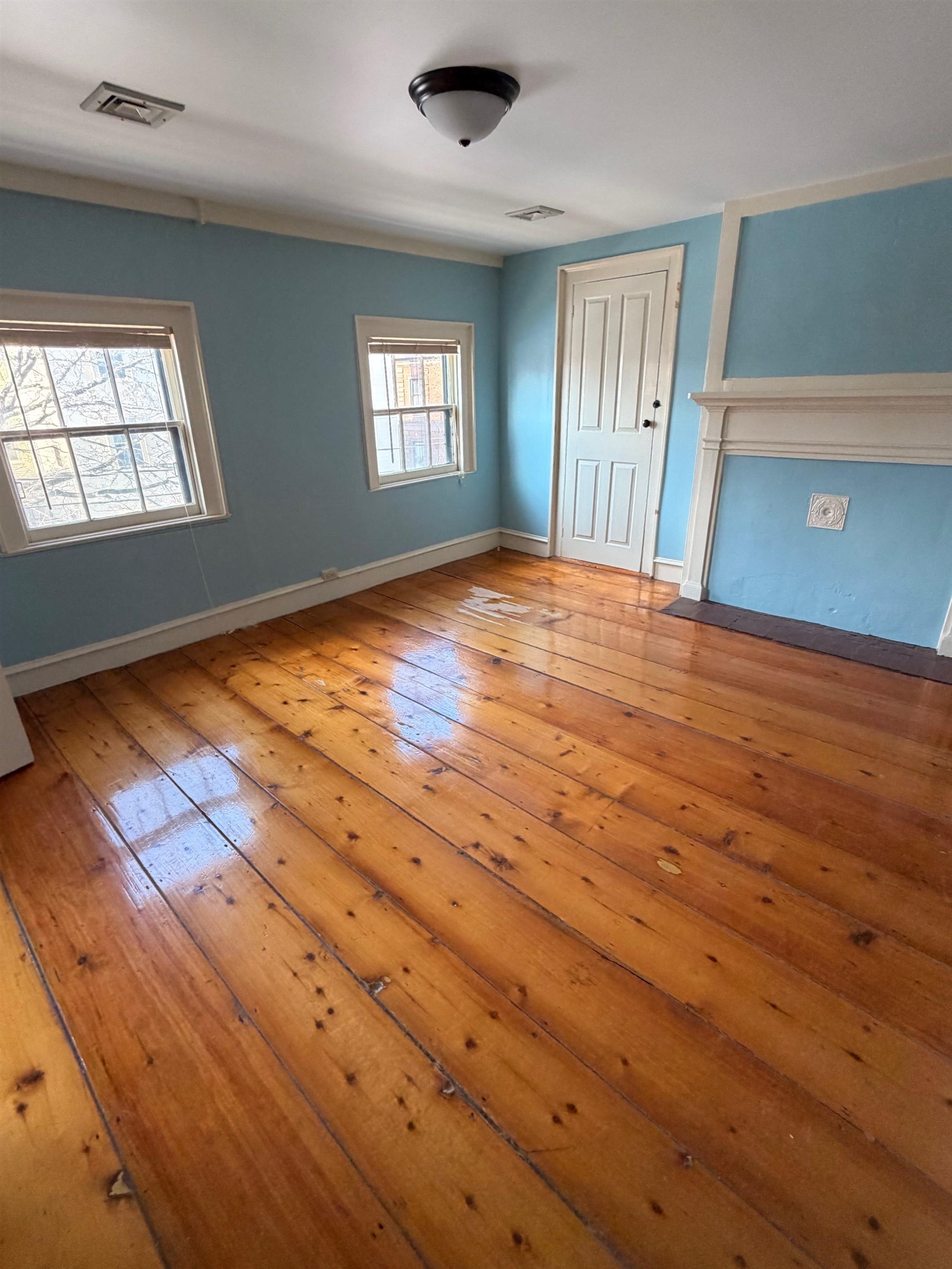 159 Middle Street Property Photo 6