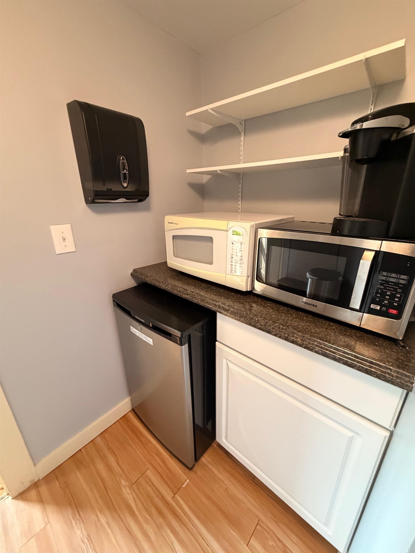 159 Middle Street Property Photo 8
