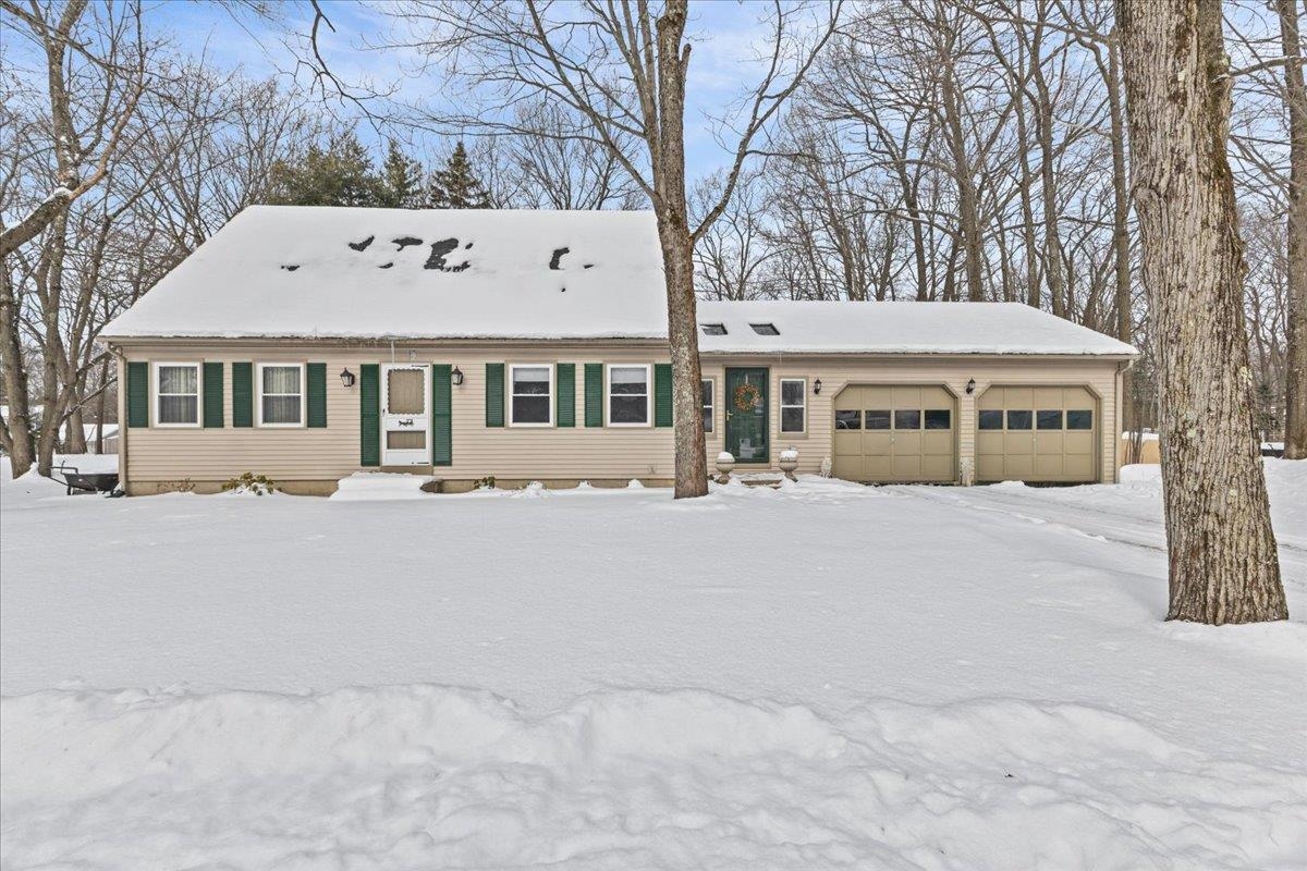 199 Oak Circle Property Photo 1